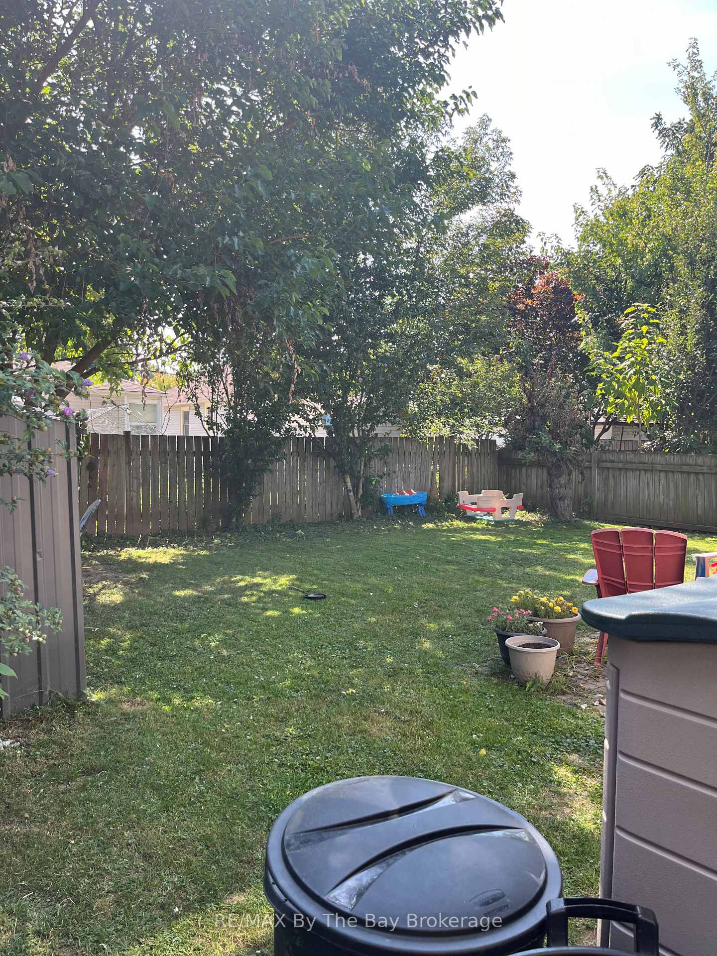 Photo 22 of 90 Grass Avenue, St. Catharines, Downtown — HOMEH