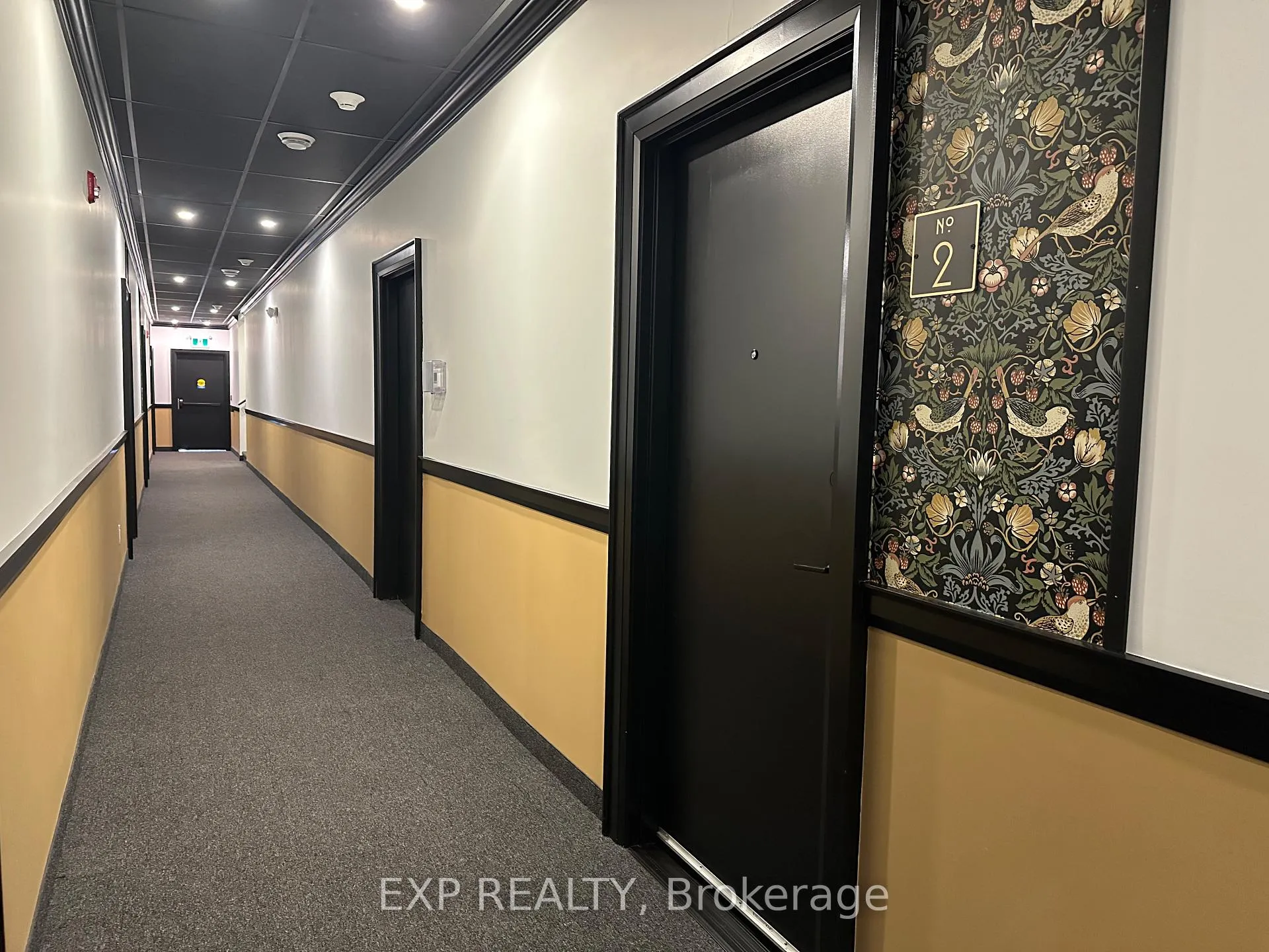 Photo 2 of Unit 9, 16 Hincks Street, St. Thomas — HOMEH
