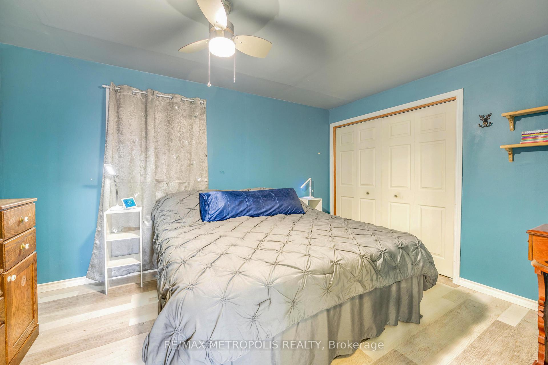 Photo 14 of 2431 Boswell Street, St. Clair — HOMEH