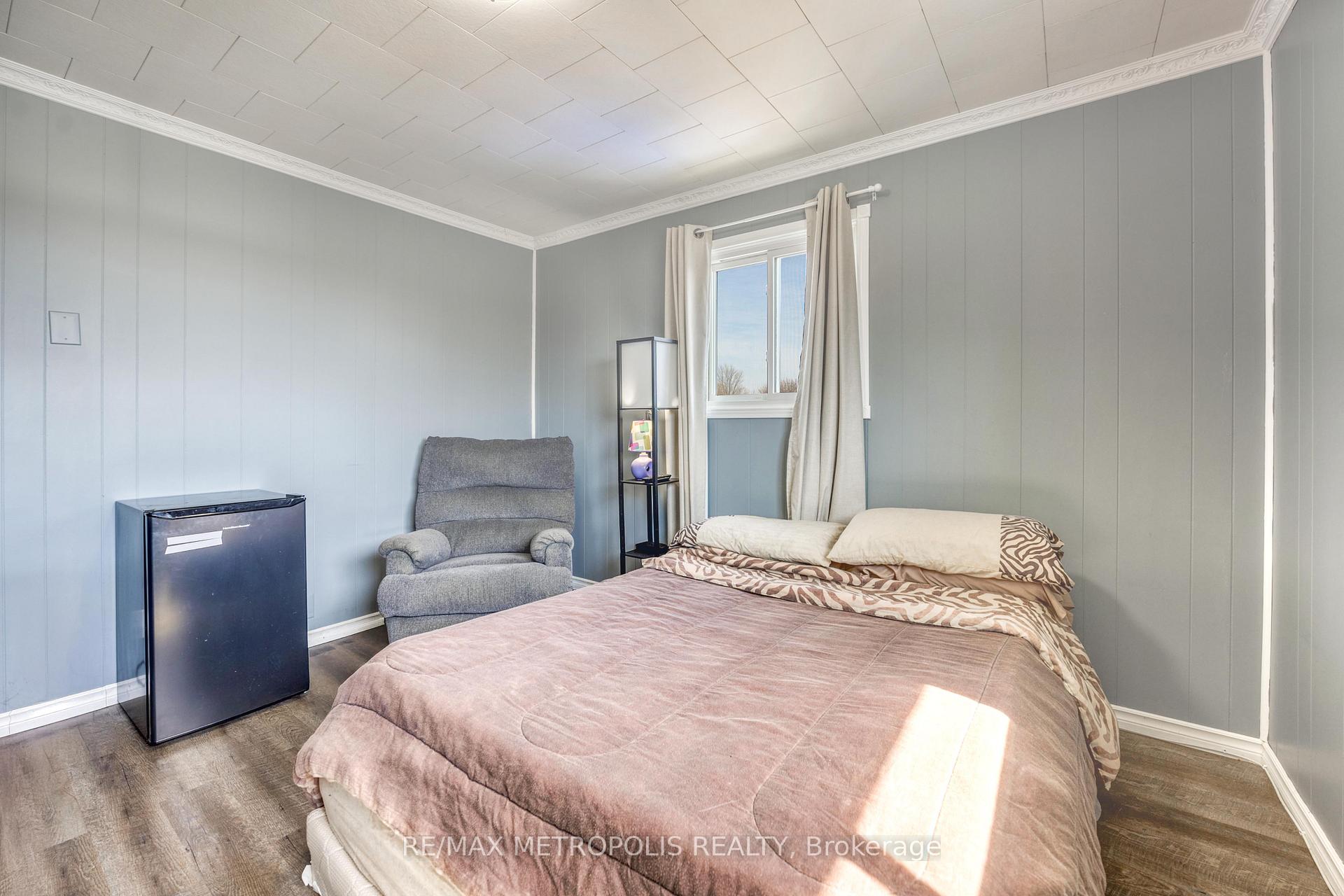 Photo 19 of 2431 Boswell Street, St. Clair — HOMEH