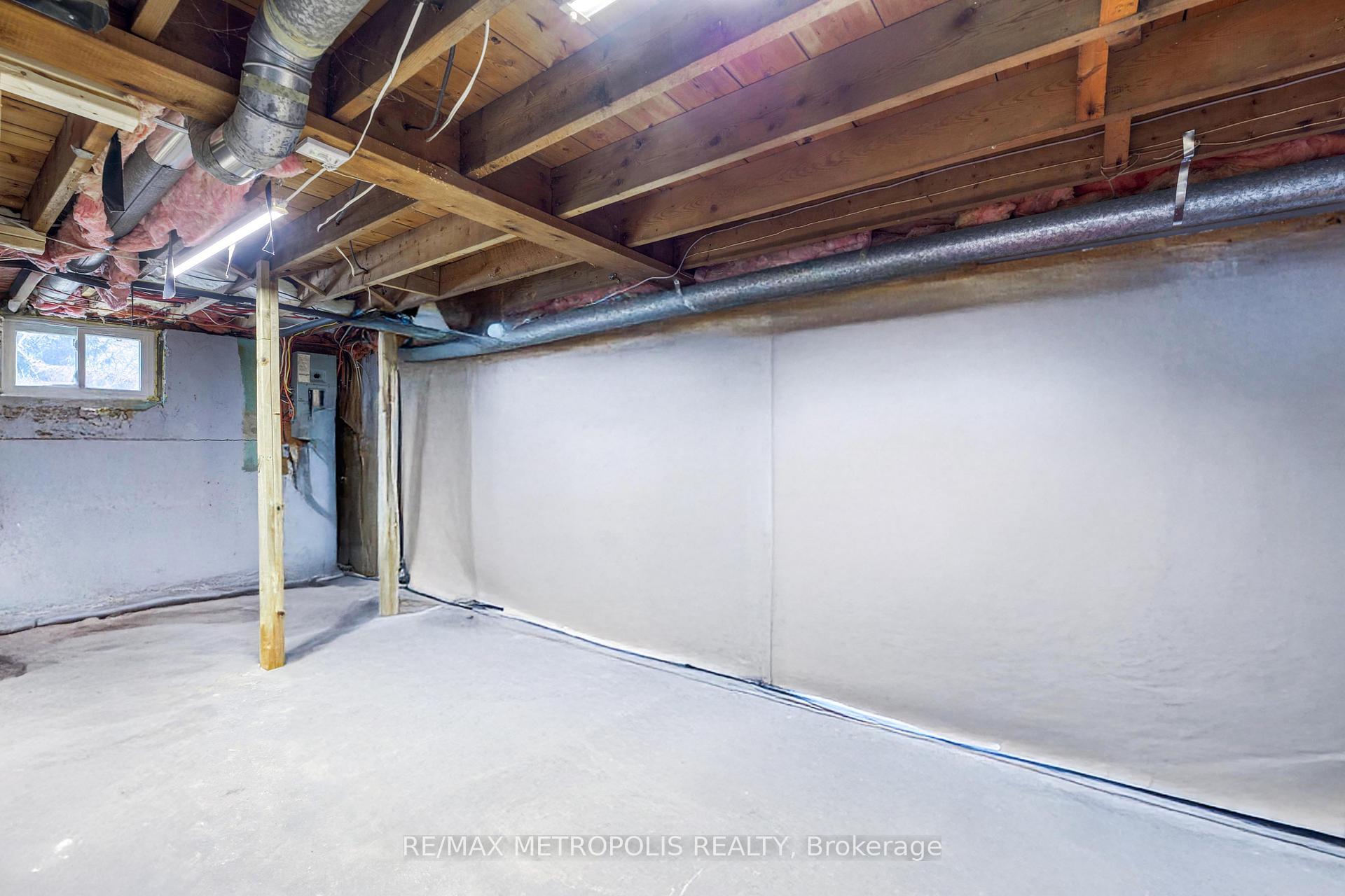 Photo 27 of 2431 Boswell Street, St. Clair — HOMEH