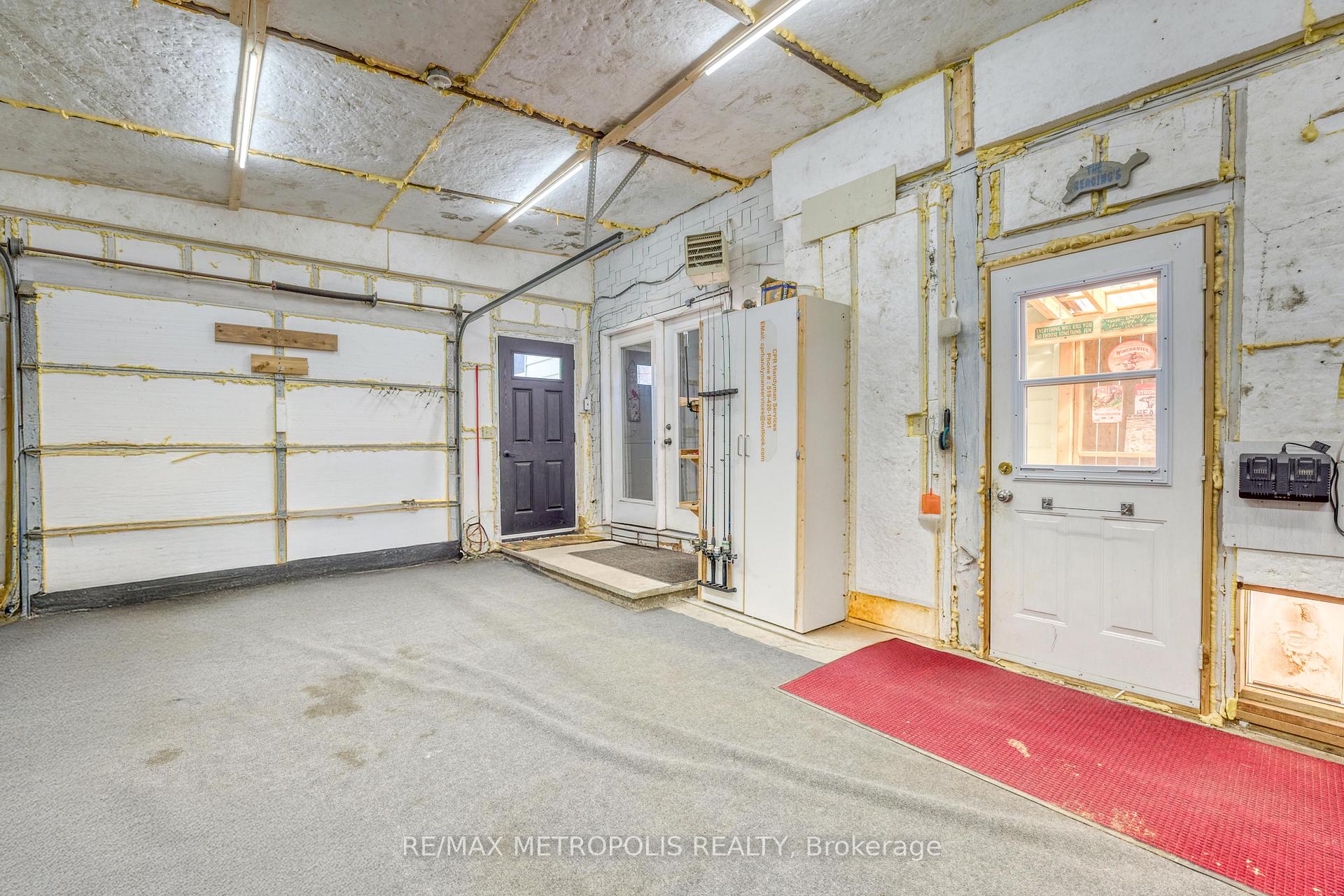 Photo 29 of 2431 Boswell Street, St. Clair — HOMEH