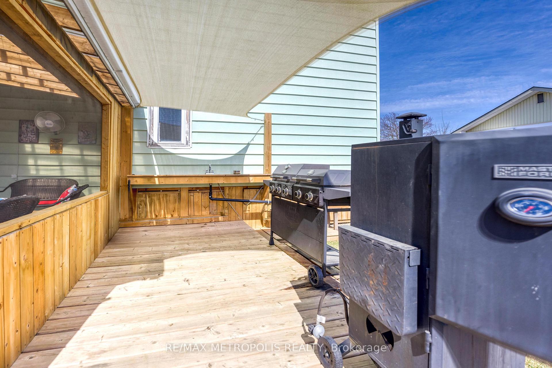 Photo 33 of 2431 Boswell Street, St. Clair — HOMEH