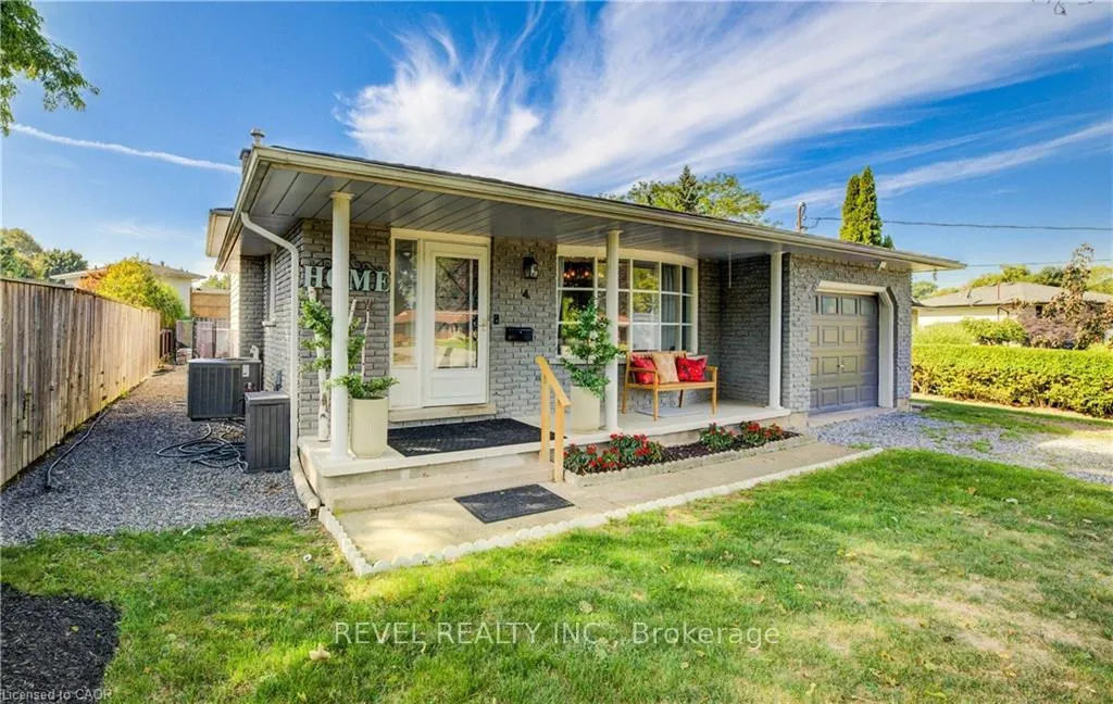 Photo 1 of 4 Jill Court, St. Catharines, Rykert/Vansickle — HOMEH