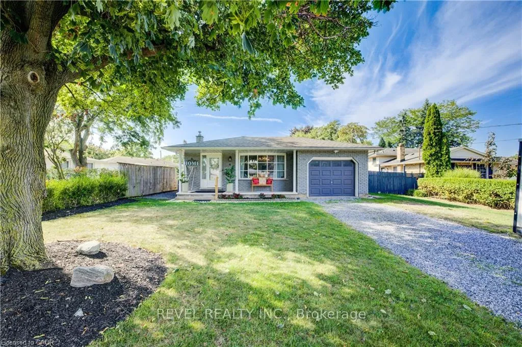 Photo 3 of 4 Jill Court, St. Catharines, Rykert/Vansickle — HOMEH