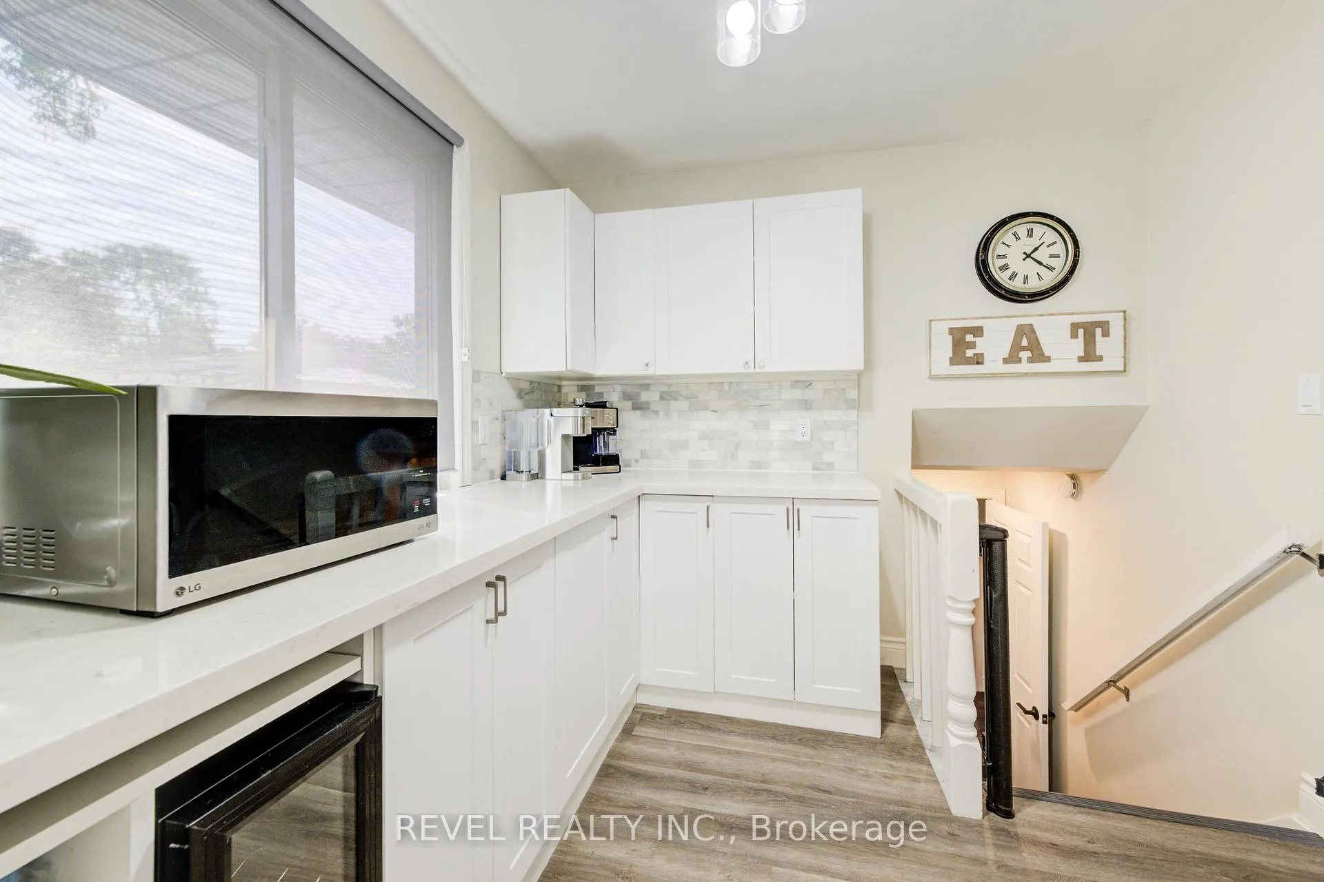 Photo 8 of 4 Jill Court, St. Catharines, Rykert/Vansickle — HOMEH