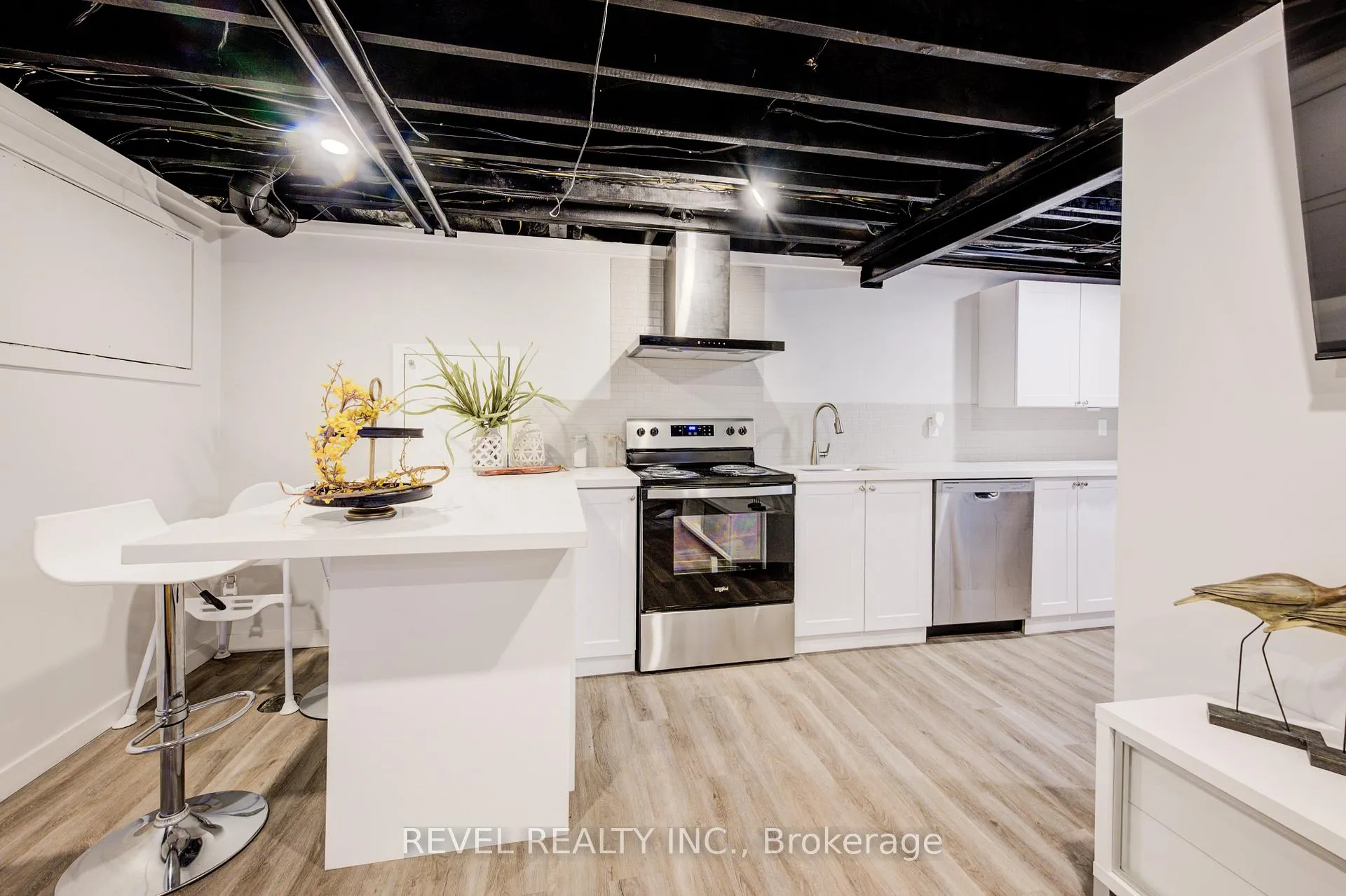 Photo 28 of 4 Jill Court, St. Catharines, Rykert/Vansickle — HOMEH