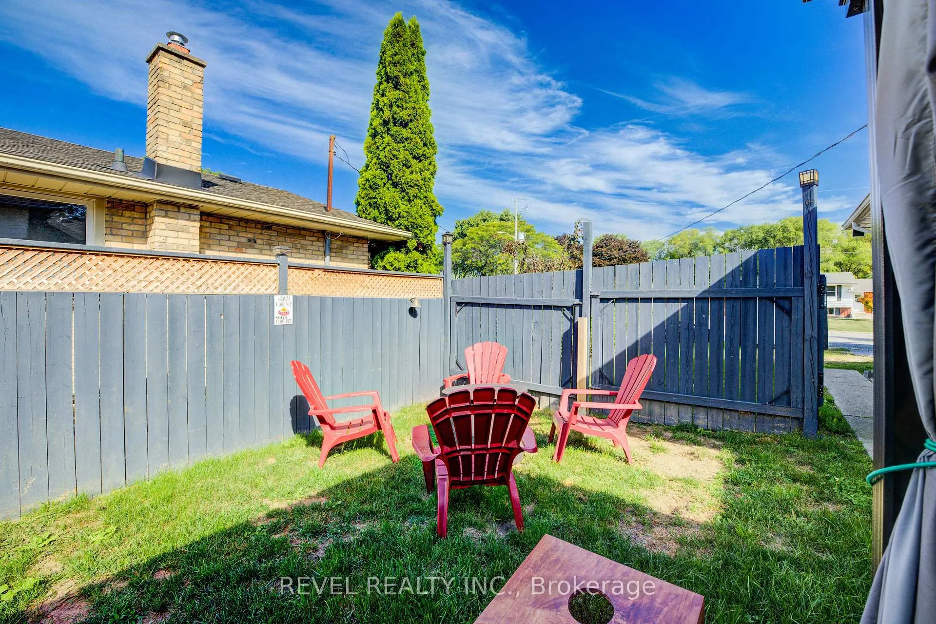 Photo 34 of 4 Jill Court, St. Catharines, Rykert/Vansickle — HOMEH