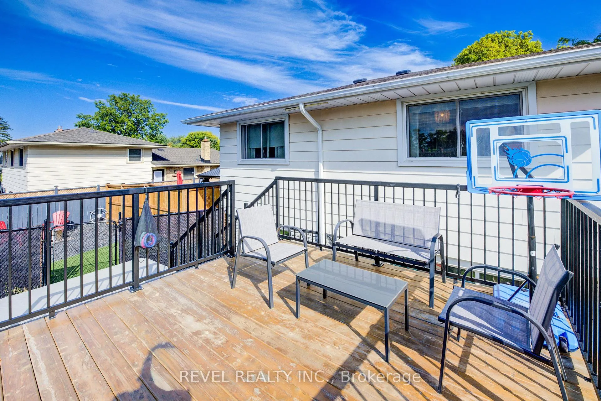 Photo 43 of 4 Jill Court, St. Catharines, Rykert/Vansickle — HOMEH