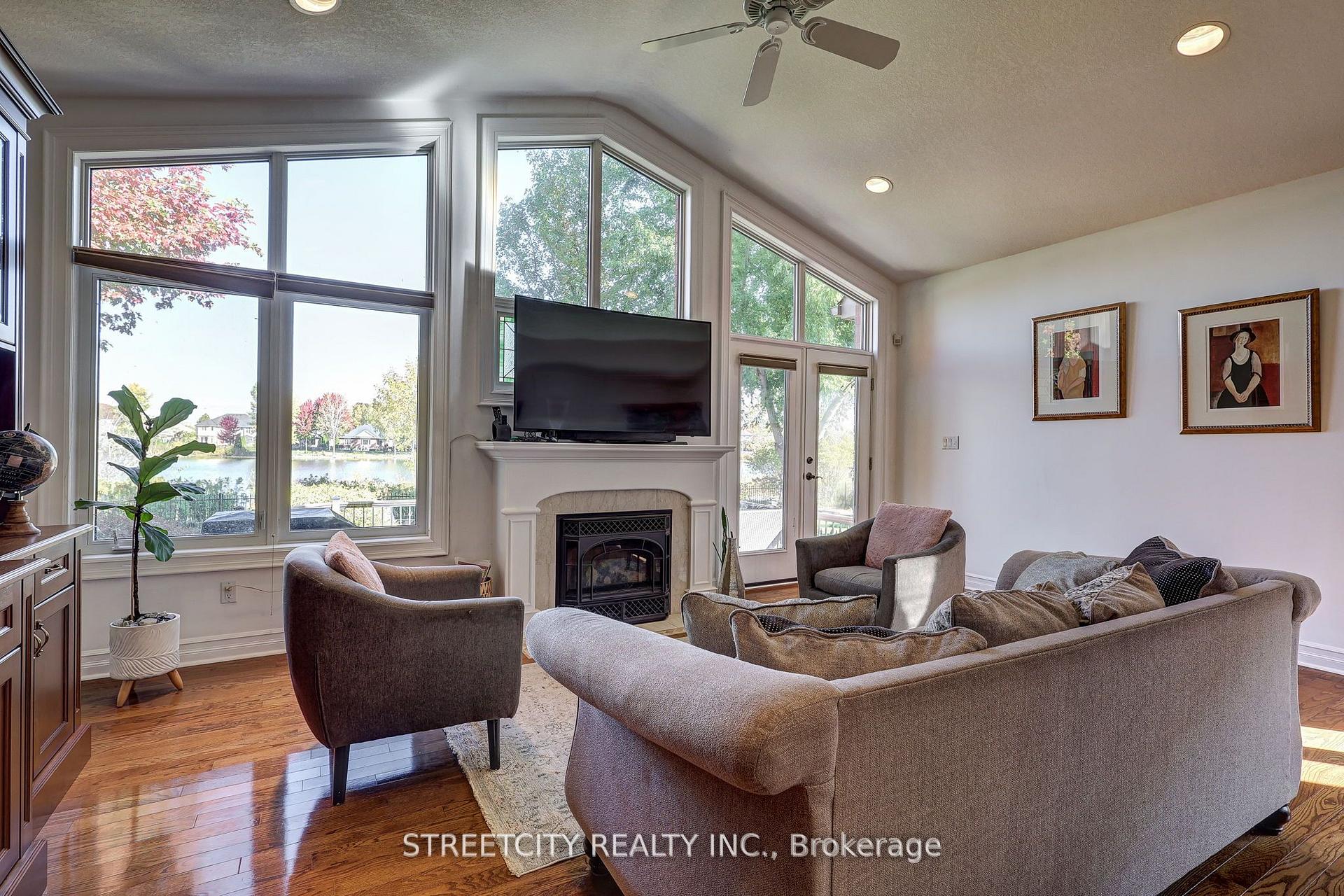Photo 6 of 21 Beechwood Circle, St. Thomas — HOMEH