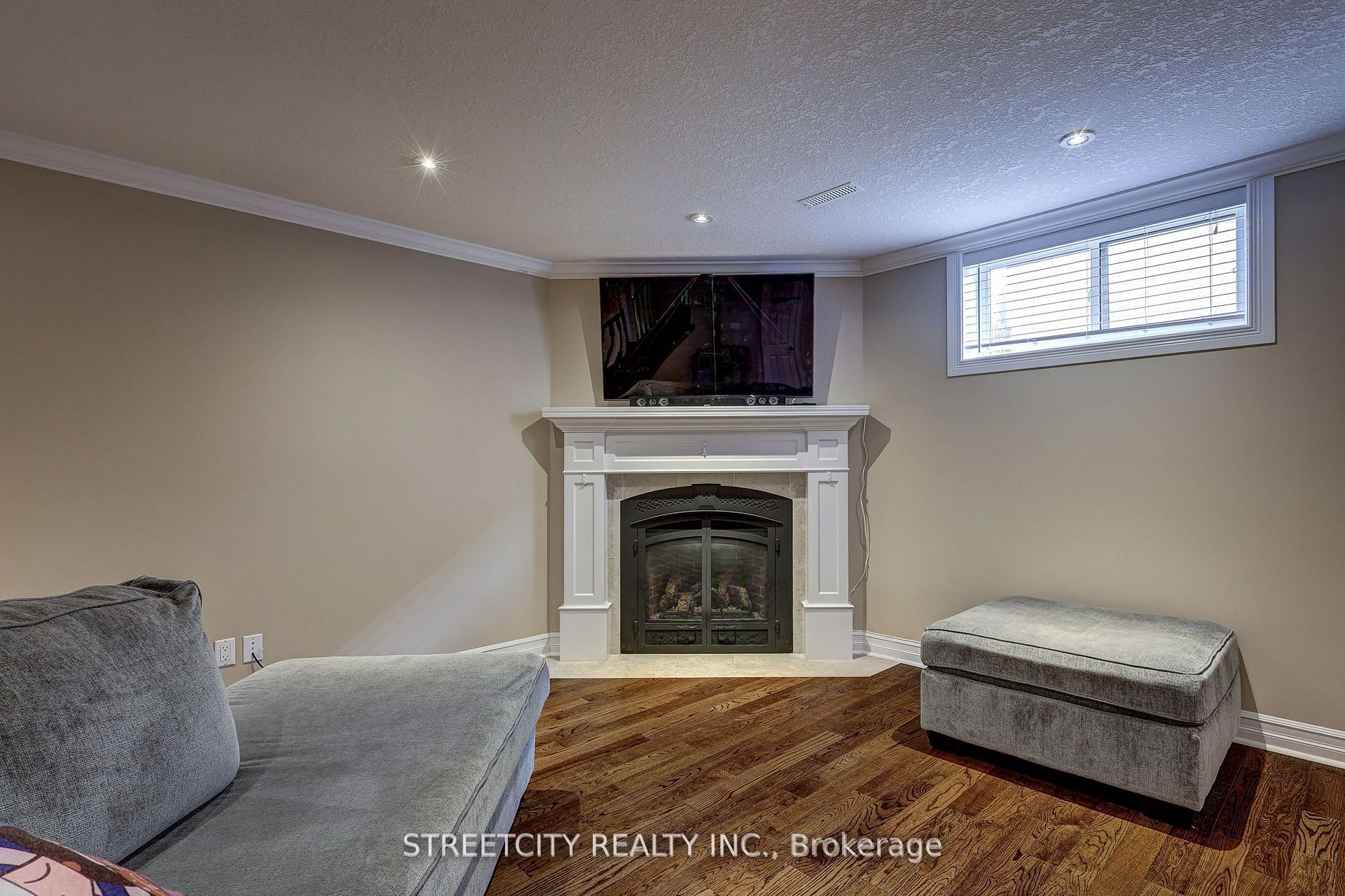 Photo 29 of 21 Beechwood Circle, St. Thomas — HOMEH
