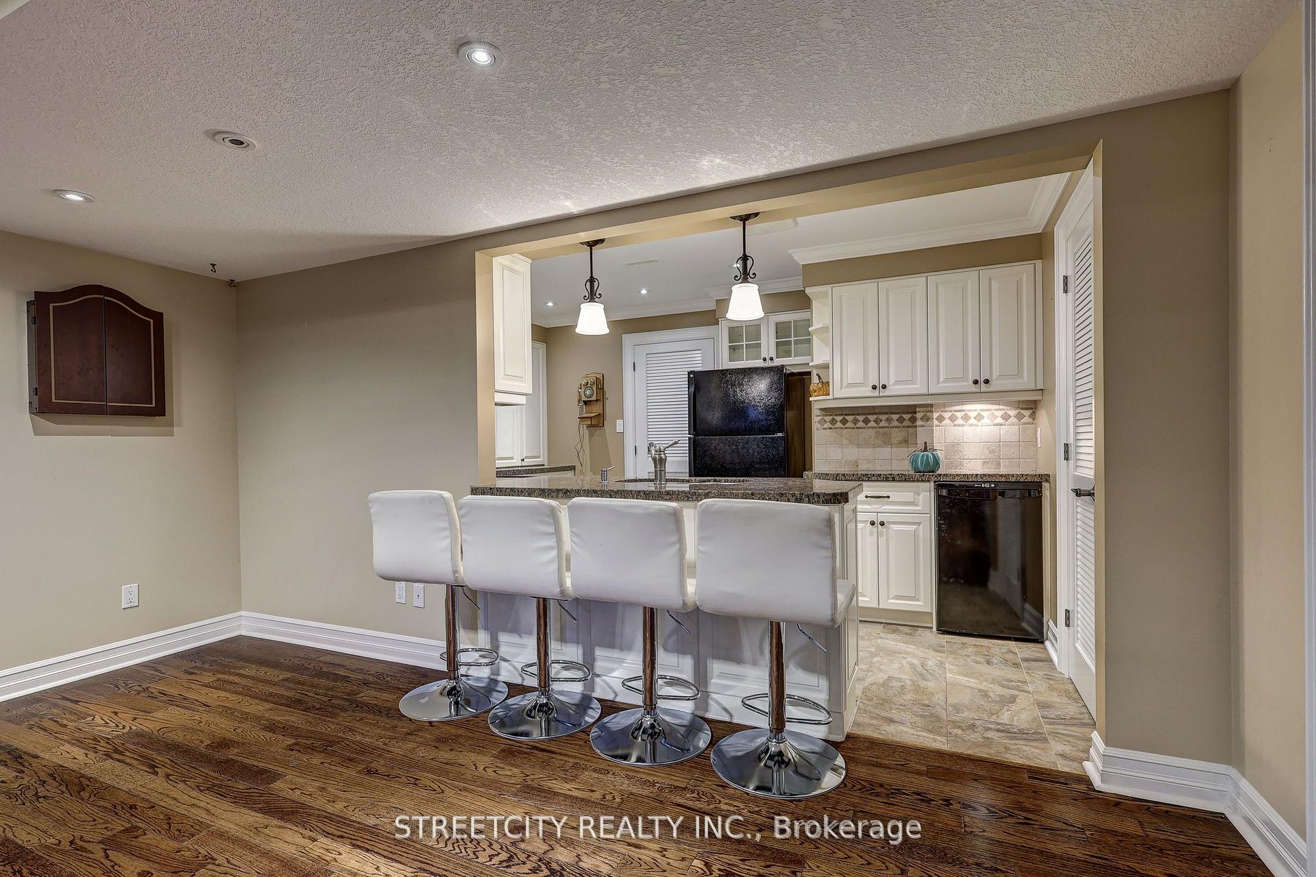 Photo 31 of 21 Beechwood Circle, St. Thomas — HOMEH