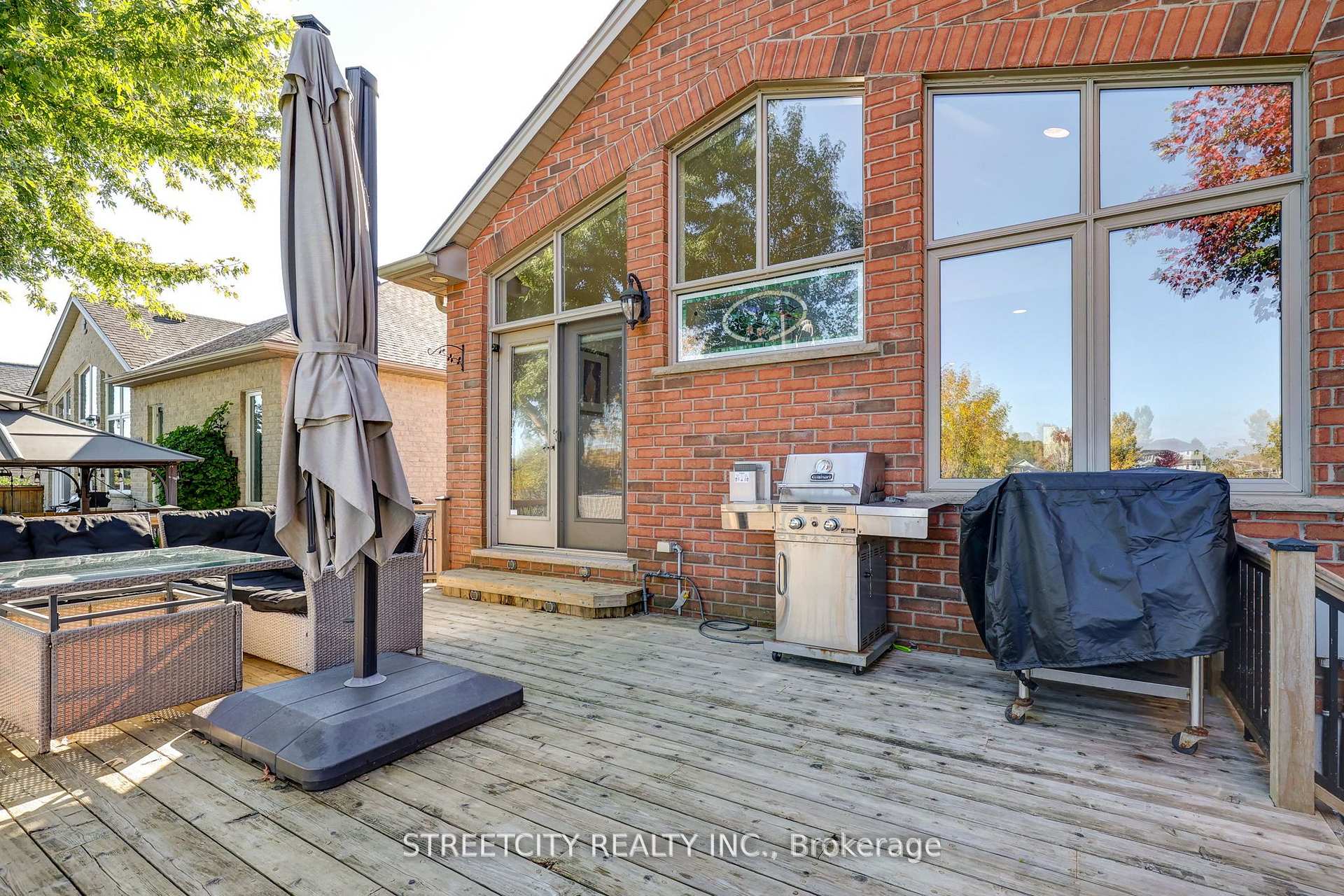 Photo 38 of 21 Beechwood Circle, St. Thomas — HOMEH