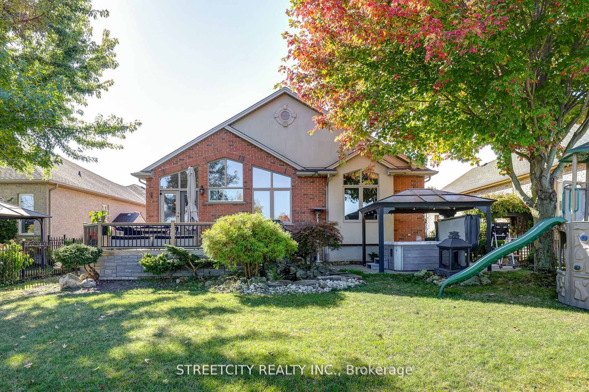Photo 44 of 21 Beechwood Circle, St. Thomas — HOMEH