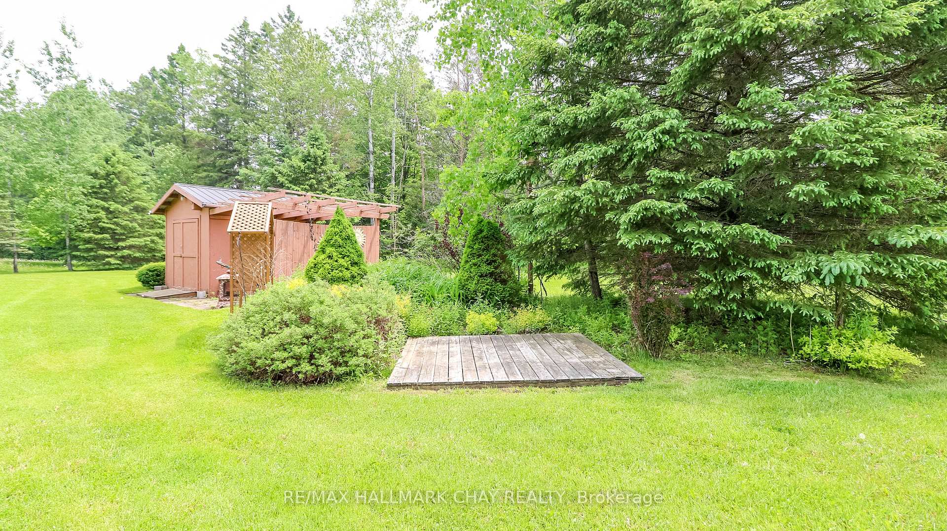 Photo 9 of 19 Crystalwood Lane, Springwater, Midhurst — HOMEH