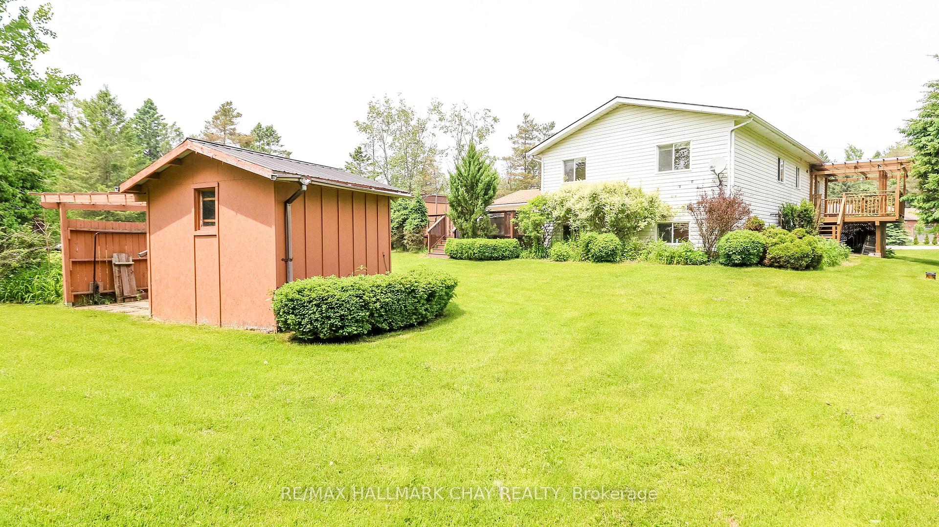 Photo 13 of 19 Crystalwood Lane, Springwater, Midhurst — HOMEH