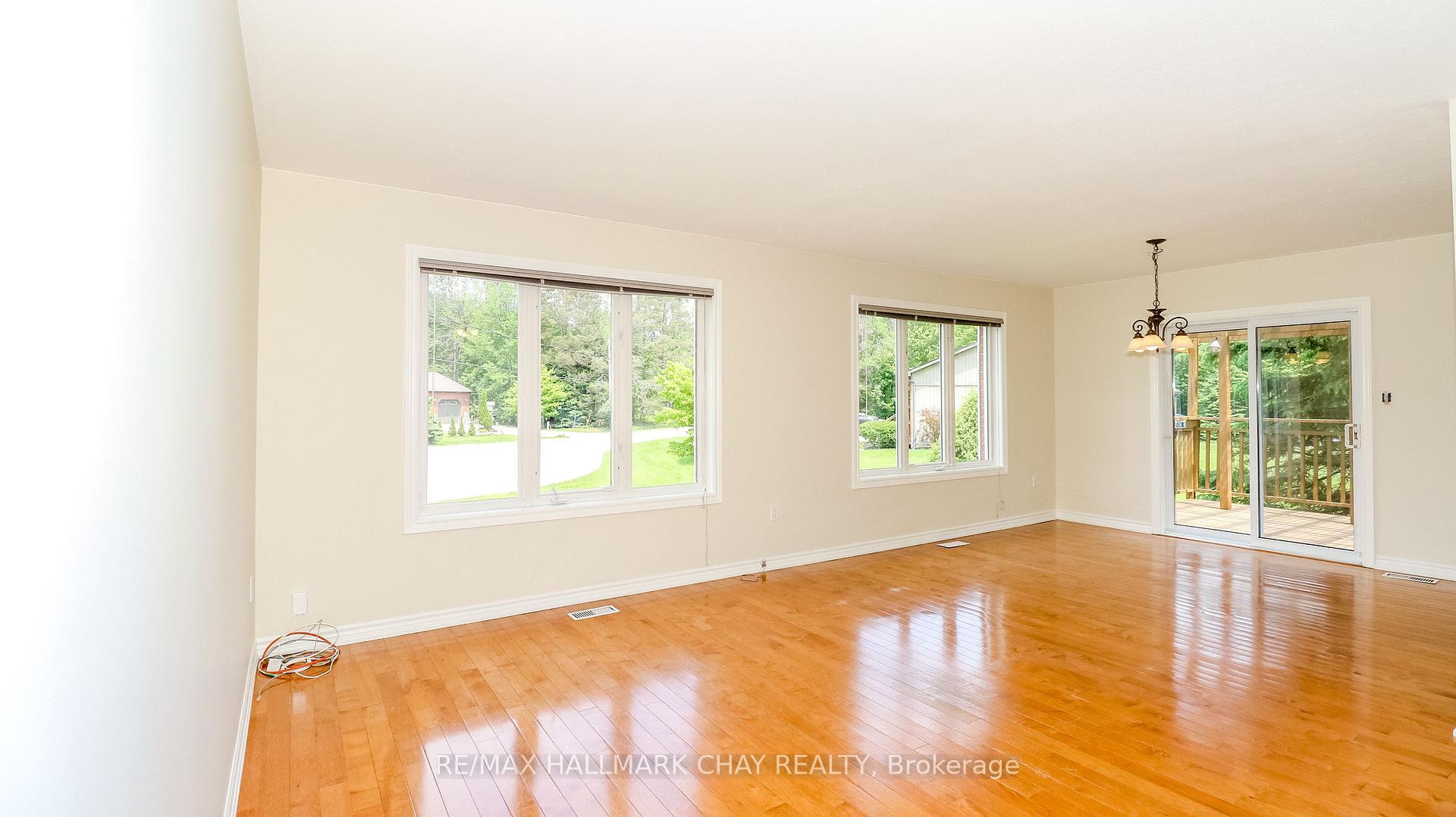 Photo 18 of 19 Crystalwood Lane, Springwater, Midhurst — HOMEH