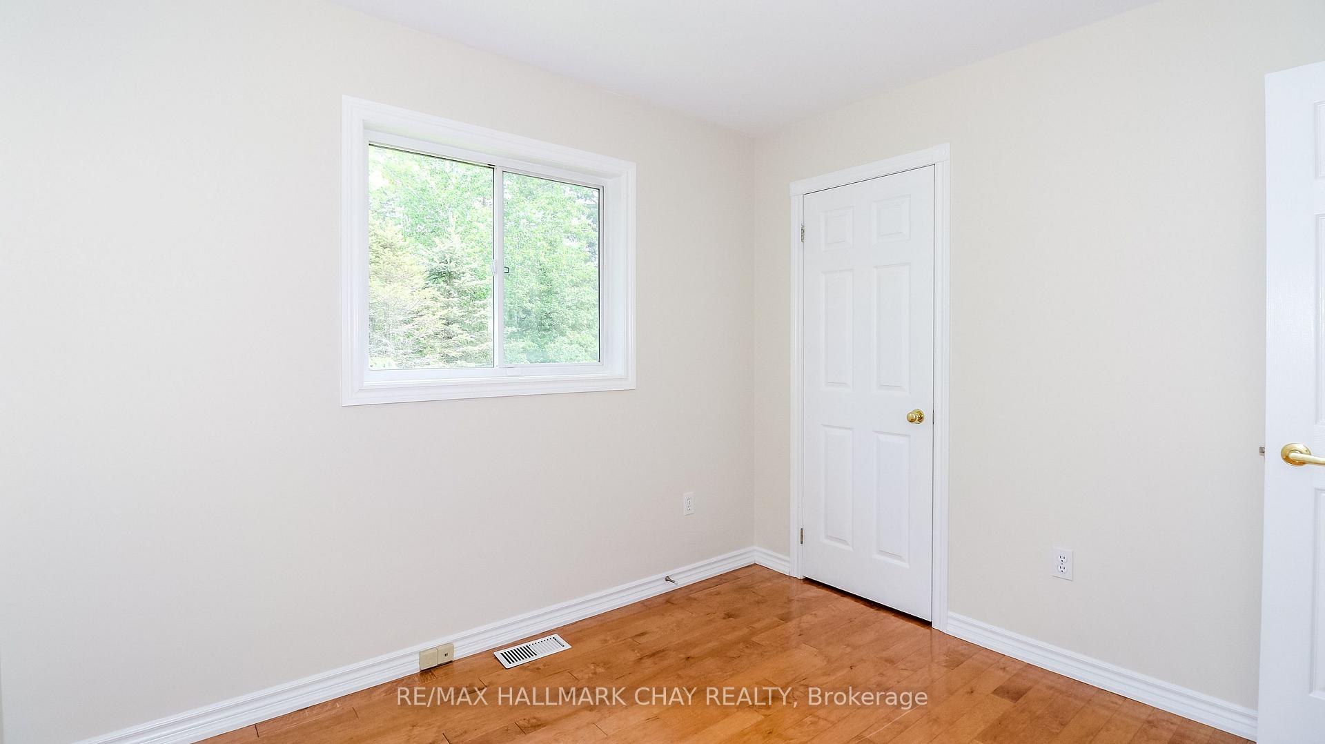 Photo 28 of 19 Crystalwood Lane, Springwater, Midhurst — HOMEH