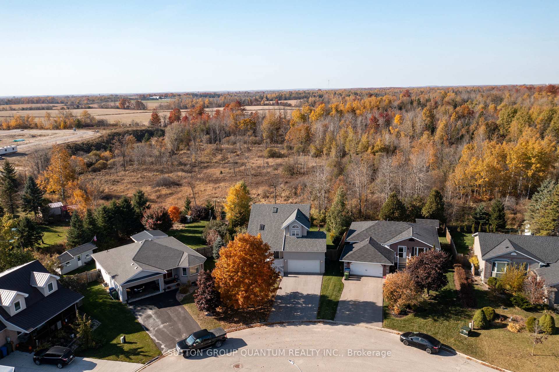 Photo 3 of 16 Wilson Crescent, Southgate — HOMEH