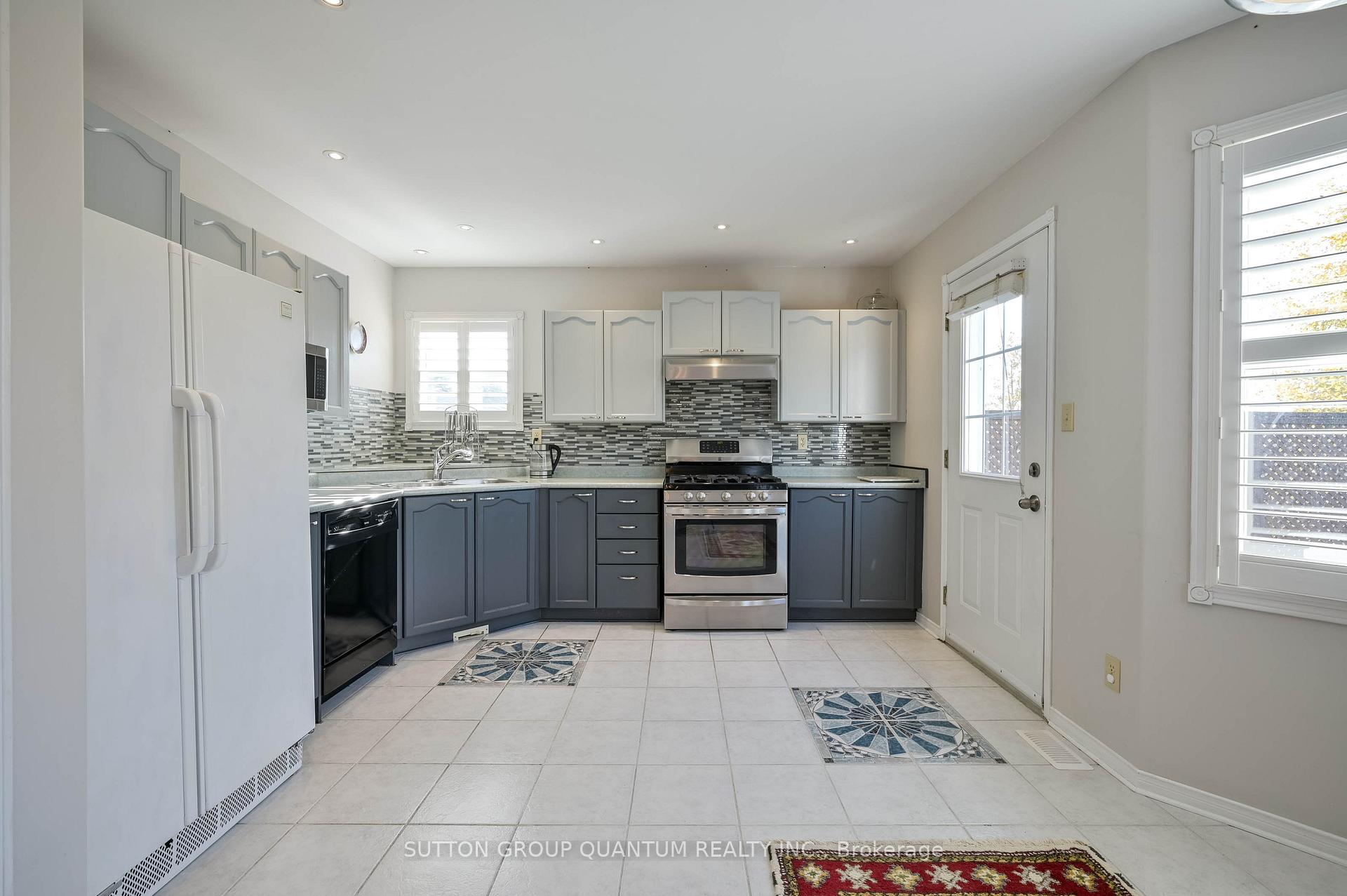 Photo 7 of 16 Wilson Crescent, Southgate — HOMEH