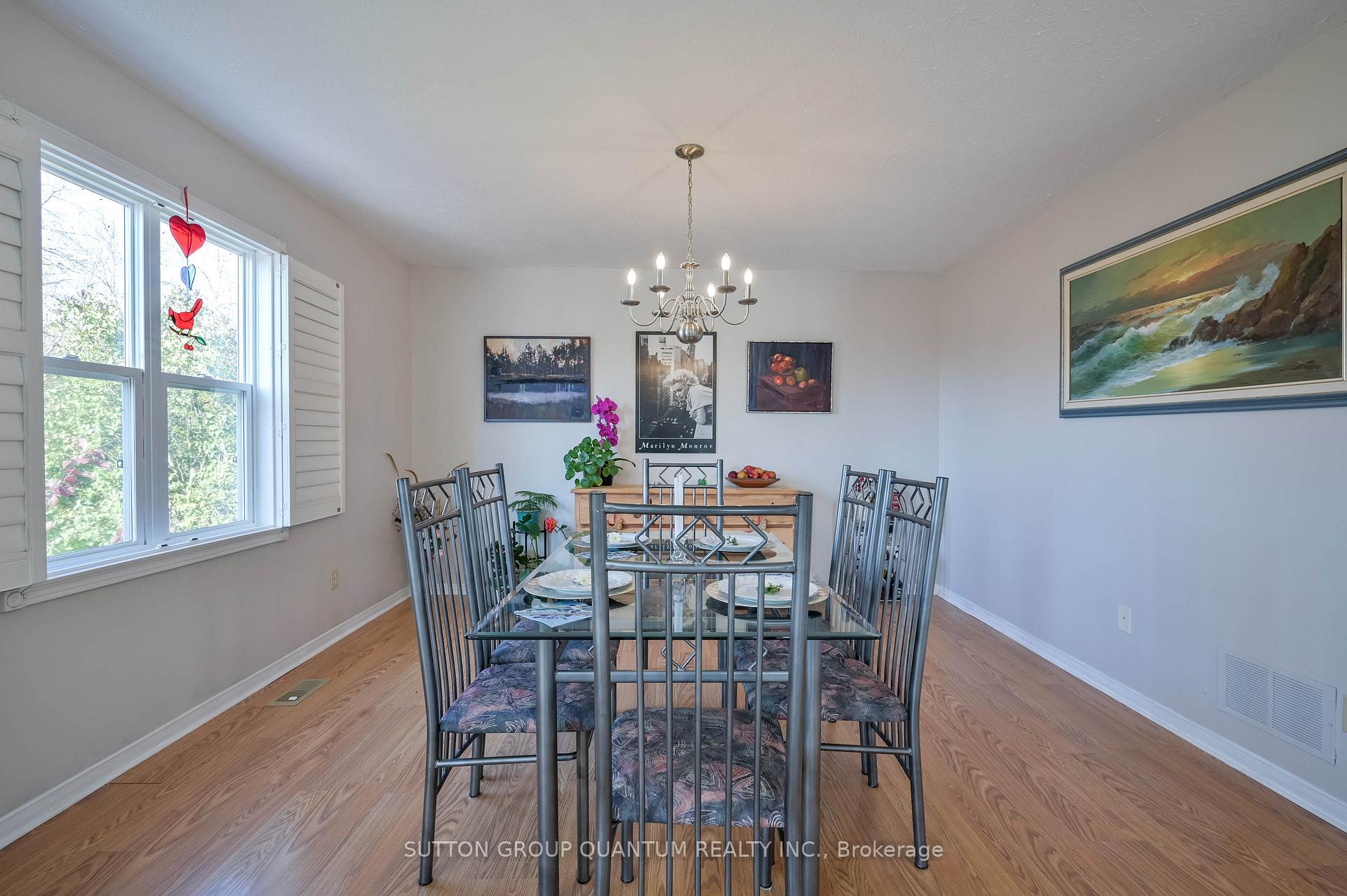 Photo 12 of 16 Wilson Crescent, Southgate — HOMEH