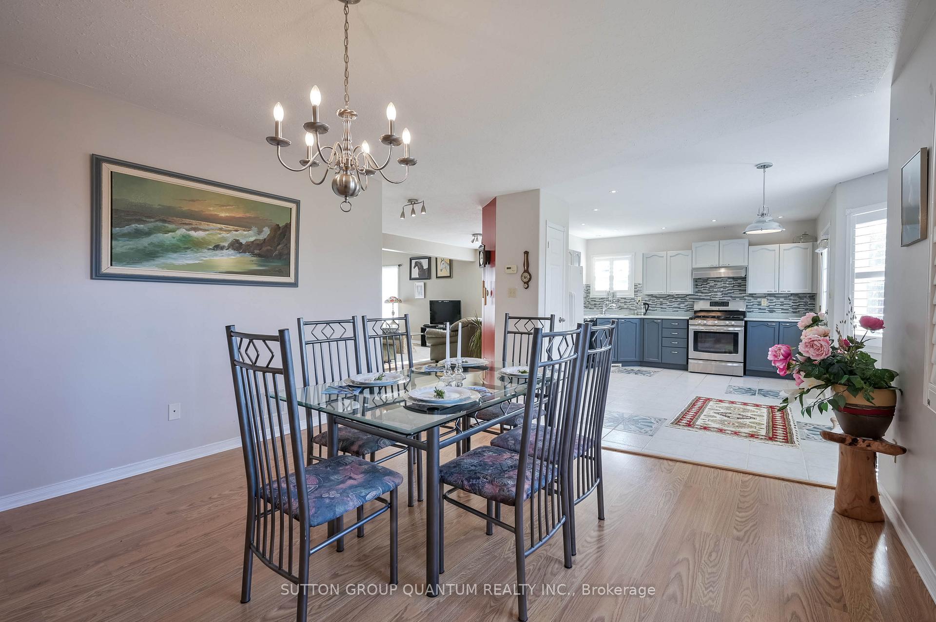 Photo 14 of 16 Wilson Crescent, Southgate — HOMEH