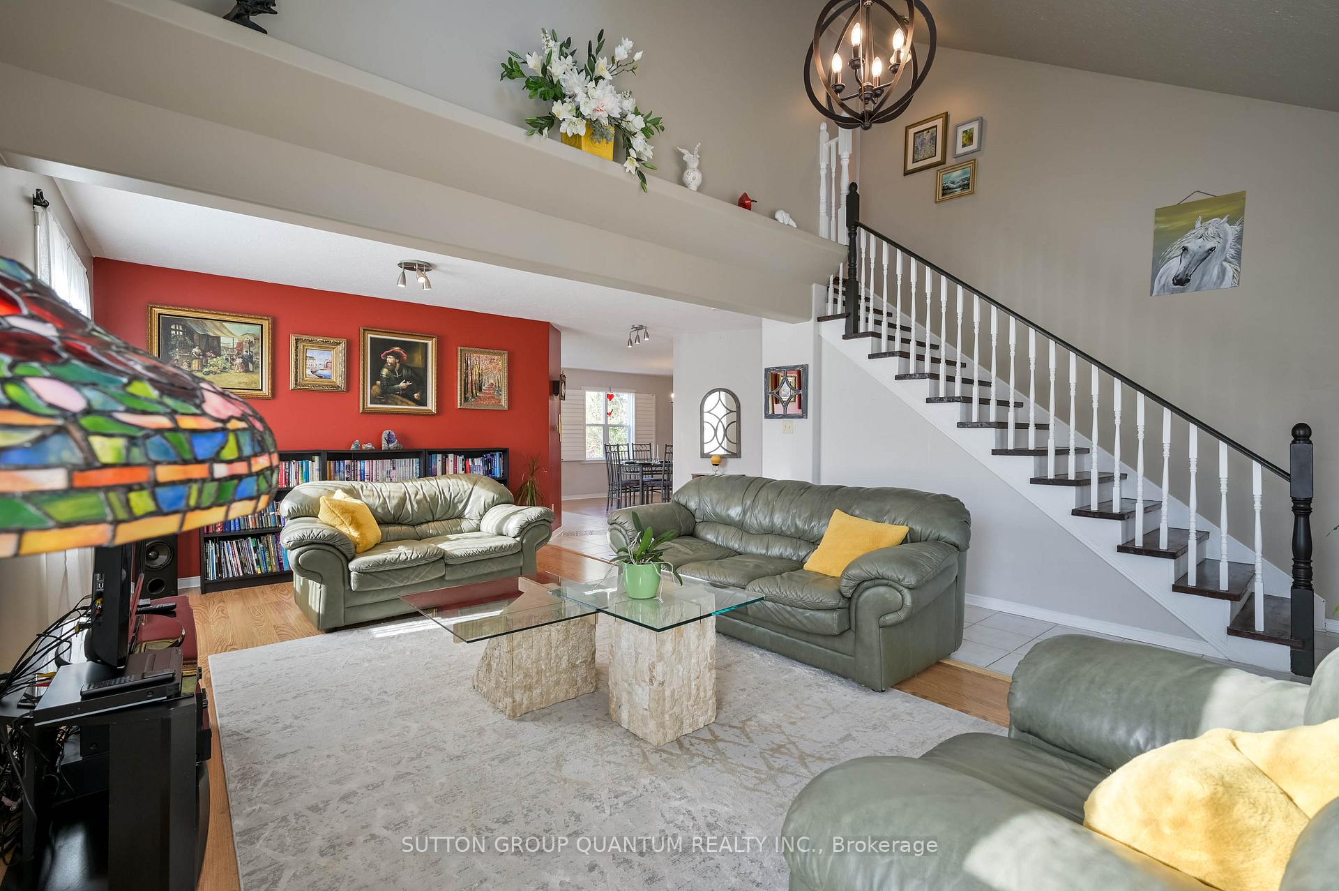 Photo 17 of 16 Wilson Crescent, Southgate — HOMEH