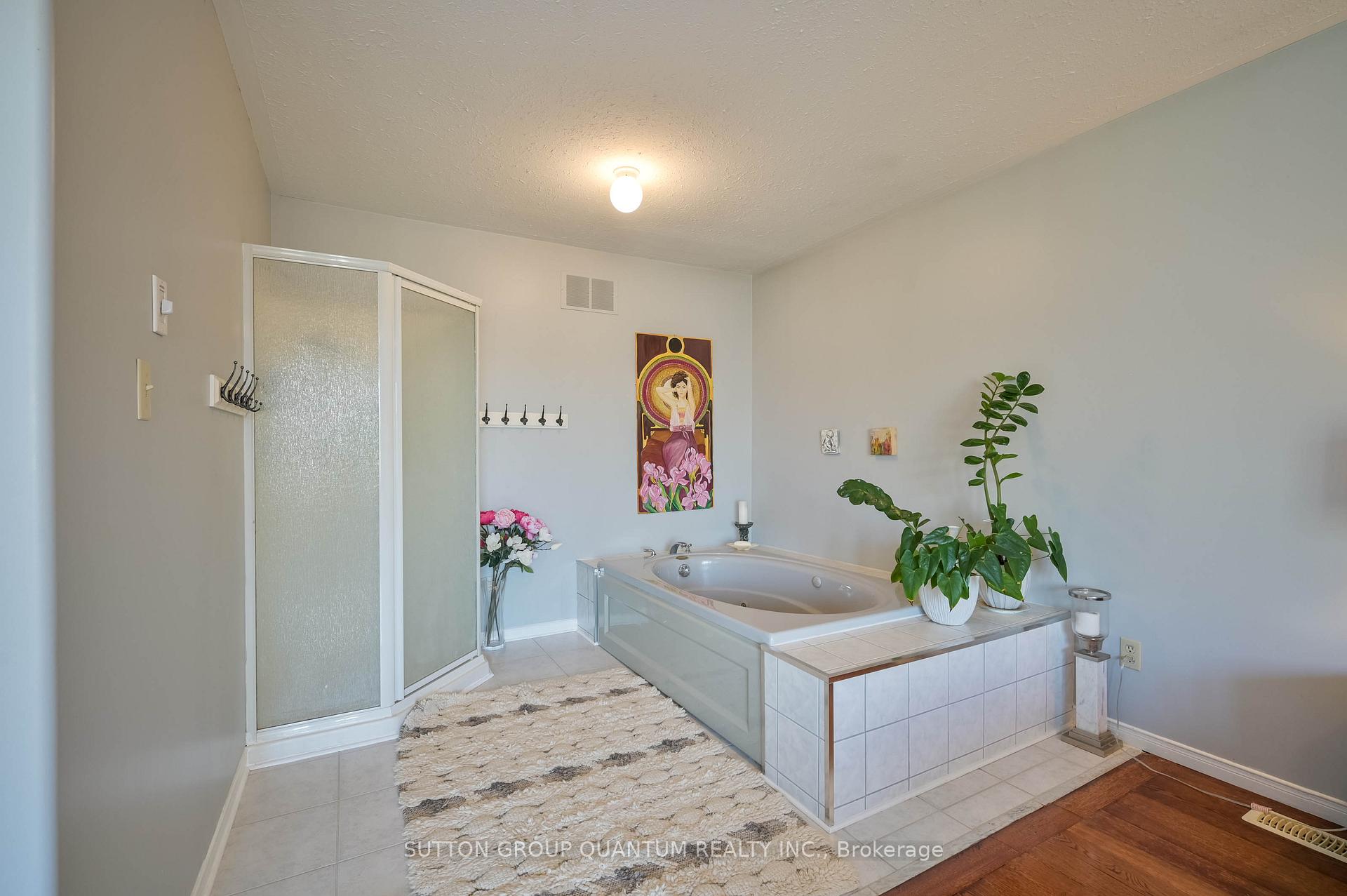 Photo 21 of 16 Wilson Crescent, Southgate — HOMEH