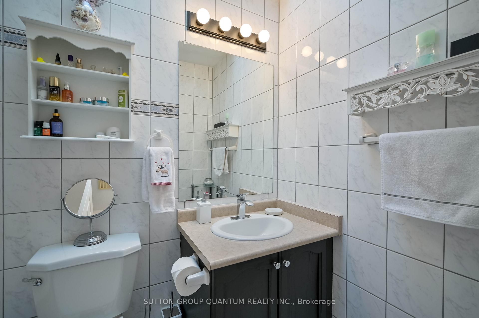 Photo 23 of 16 Wilson Crescent, Southgate — HOMEH