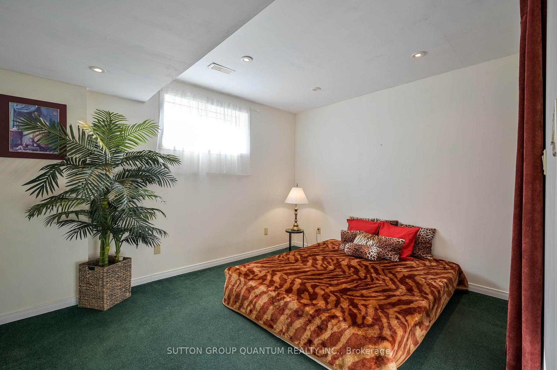 Photo 28 of 16 Wilson Crescent, Southgate — HOMEH