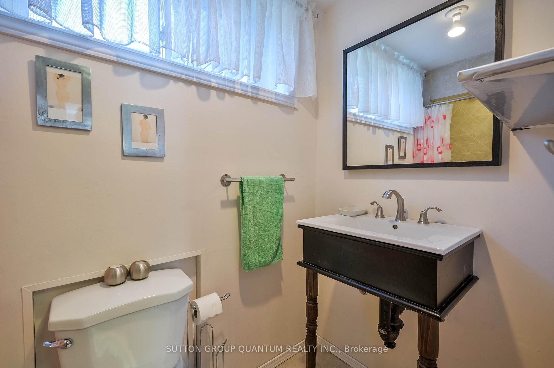 Photo 29 of 16 Wilson Crescent, Southgate — HOMEH