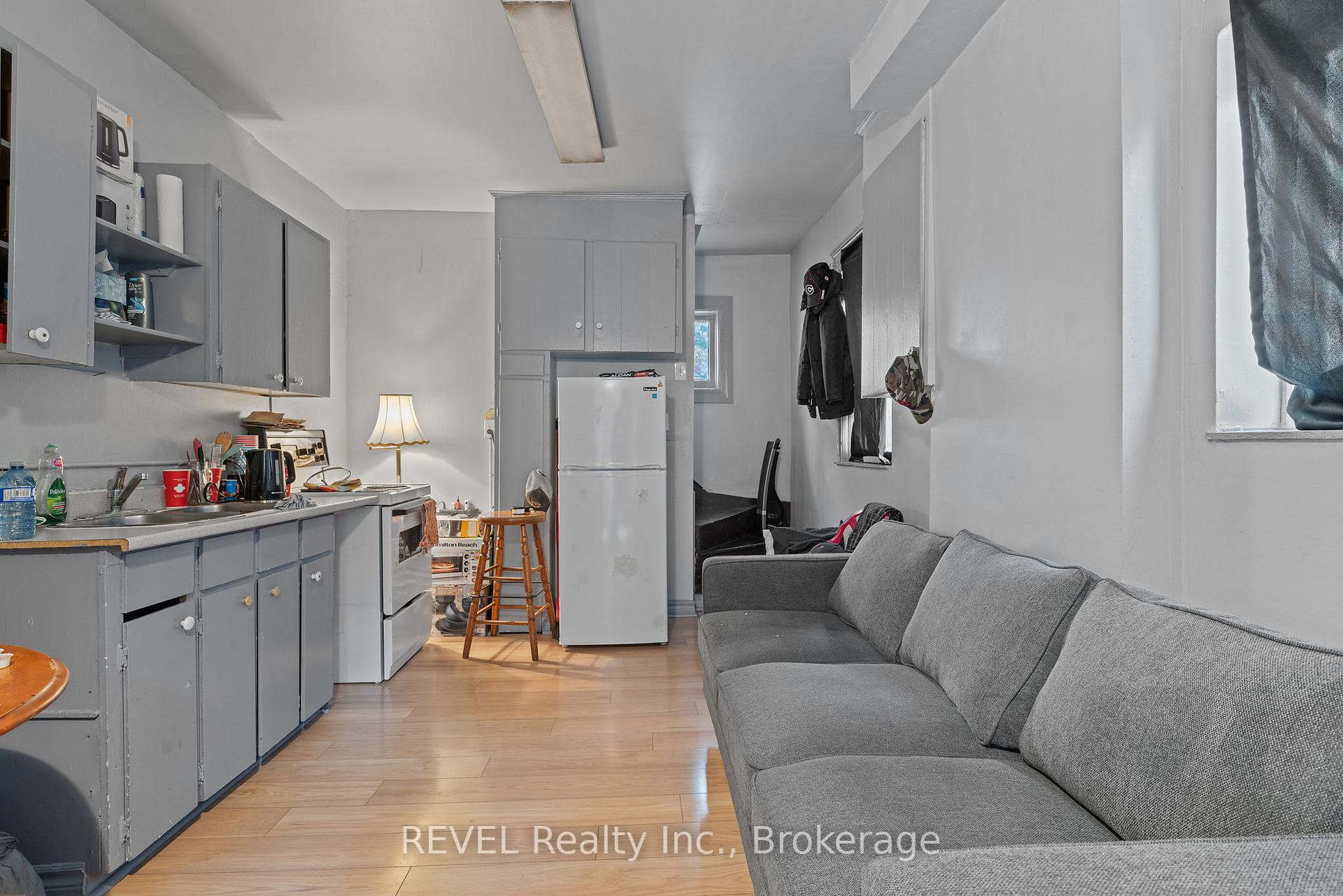 Photo 36 of 35 Catherine Street, St. Catharines, Downtown — HOMEH