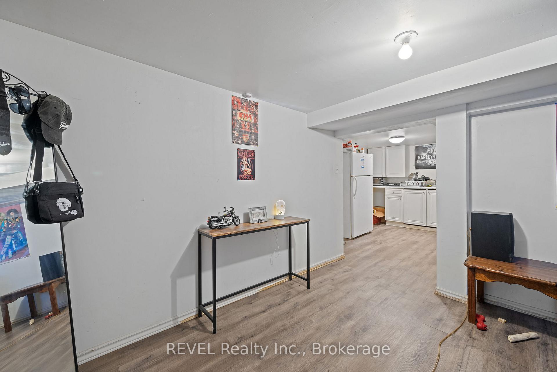 Photo 41 of 35 Catherine Street, St. Catharines, Downtown — HOMEH