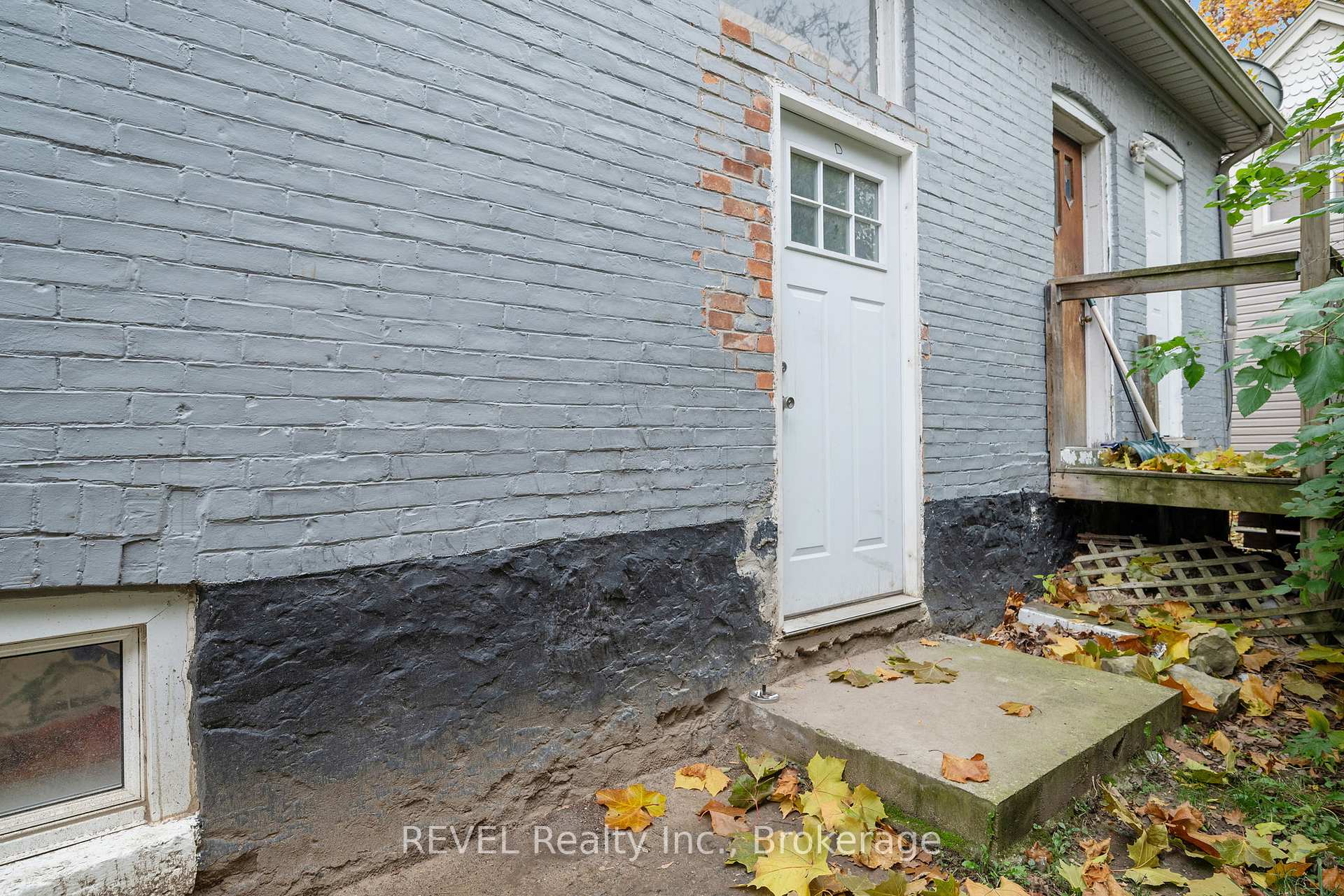 Photo 42 of 35 Catherine Street, St. Catharines, Downtown — HOMEH