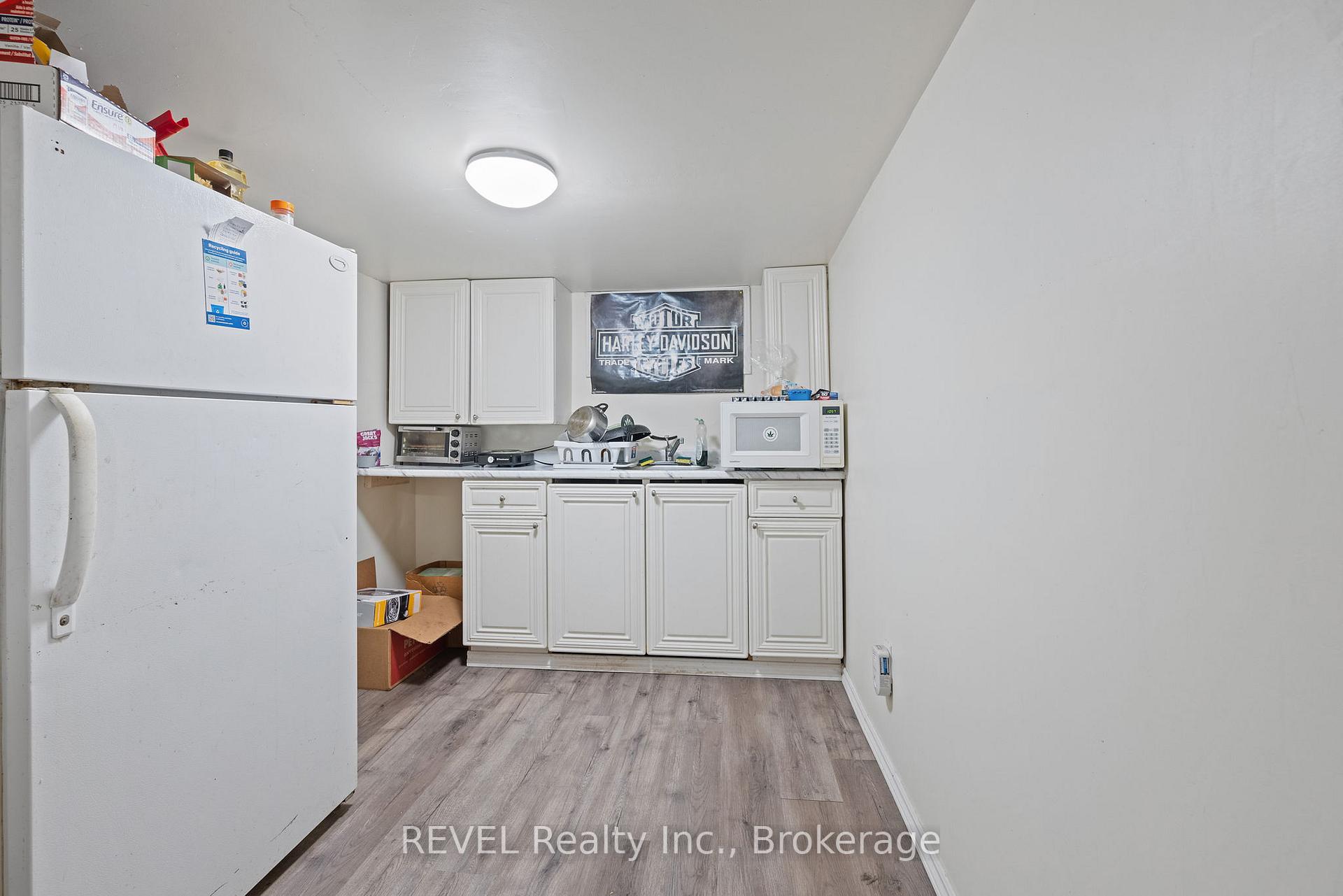 Photo 48 of 35 Catherine Street, St. Catharines, Downtown — HOMEH