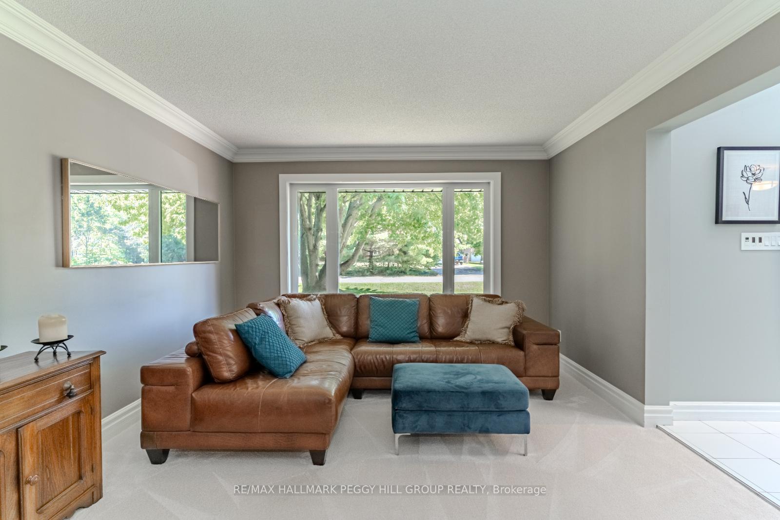 Photo 5 of 48 Lawrence Avenue, Springwater, Anten Mills — HOMEH