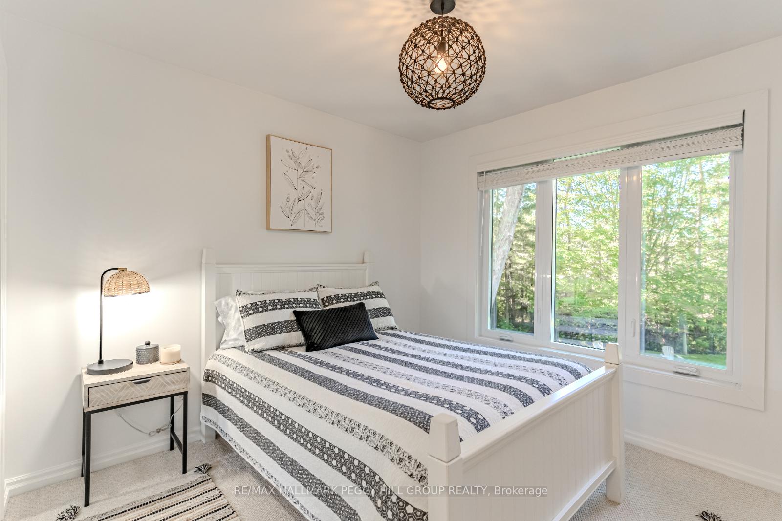 Photo 18 of 48 Lawrence Avenue, Springwater, Anten Mills — HOMEH