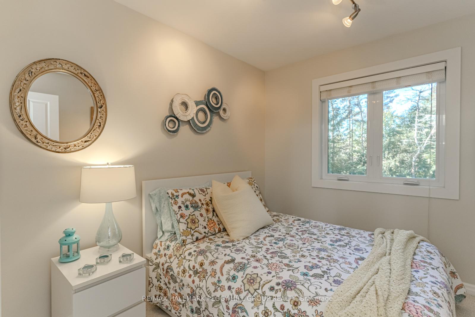 Photo 20 of 48 Lawrence Avenue, Springwater, Anten Mills — HOMEH