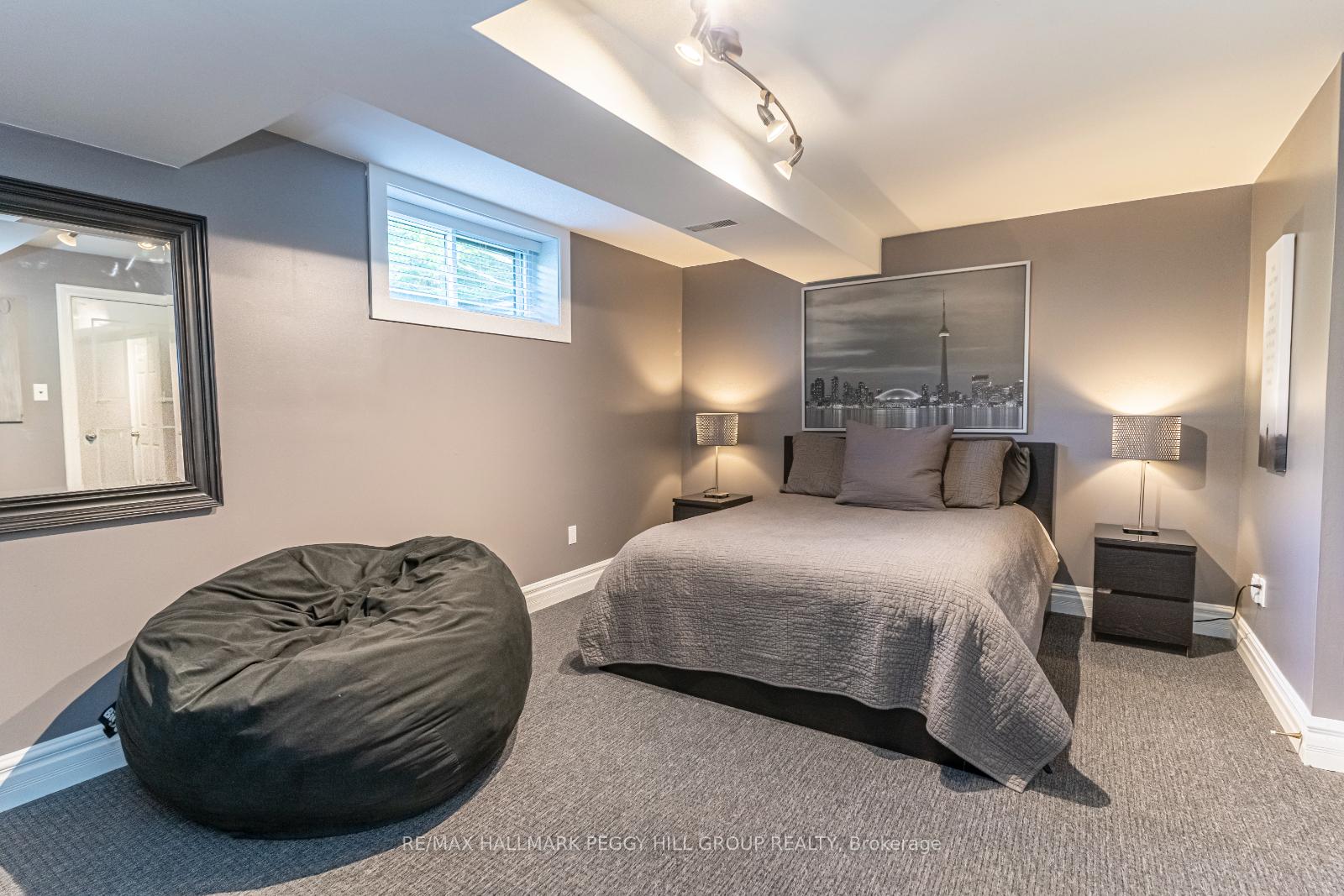 Photo 23 of 48 Lawrence Avenue, Springwater, Anten Mills — HOMEH