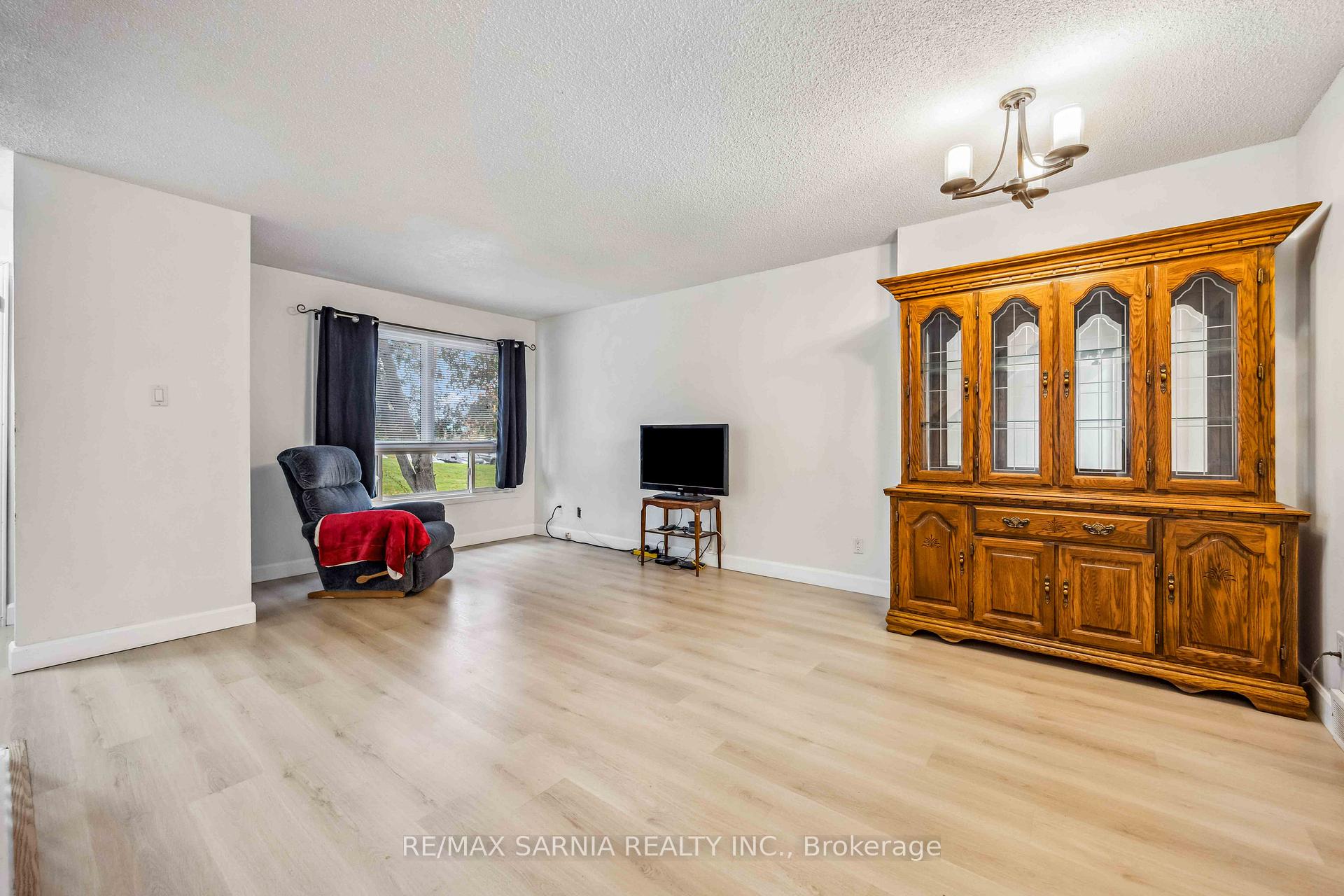Photo 4 of Unit 26, 200 St Clair Boulevard, St. Clair — HOMEH