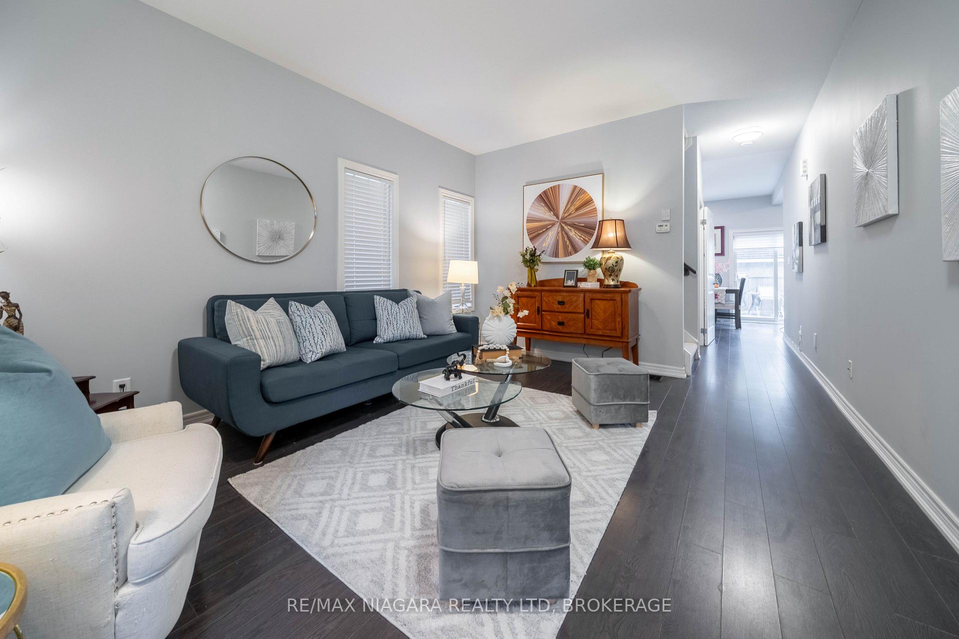 Photo 7 of 2 Marren Street, St. Catharines, Oakdale — HOMEH