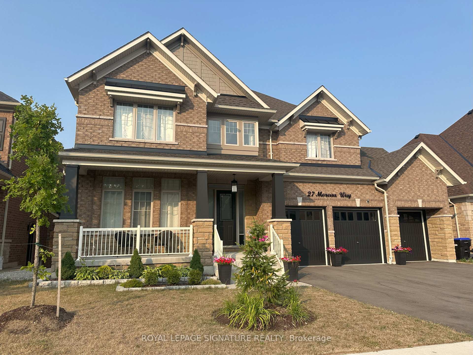 Photo 2 of 27 Moreau Way, Springwater, Centre Vespra — HOMEH