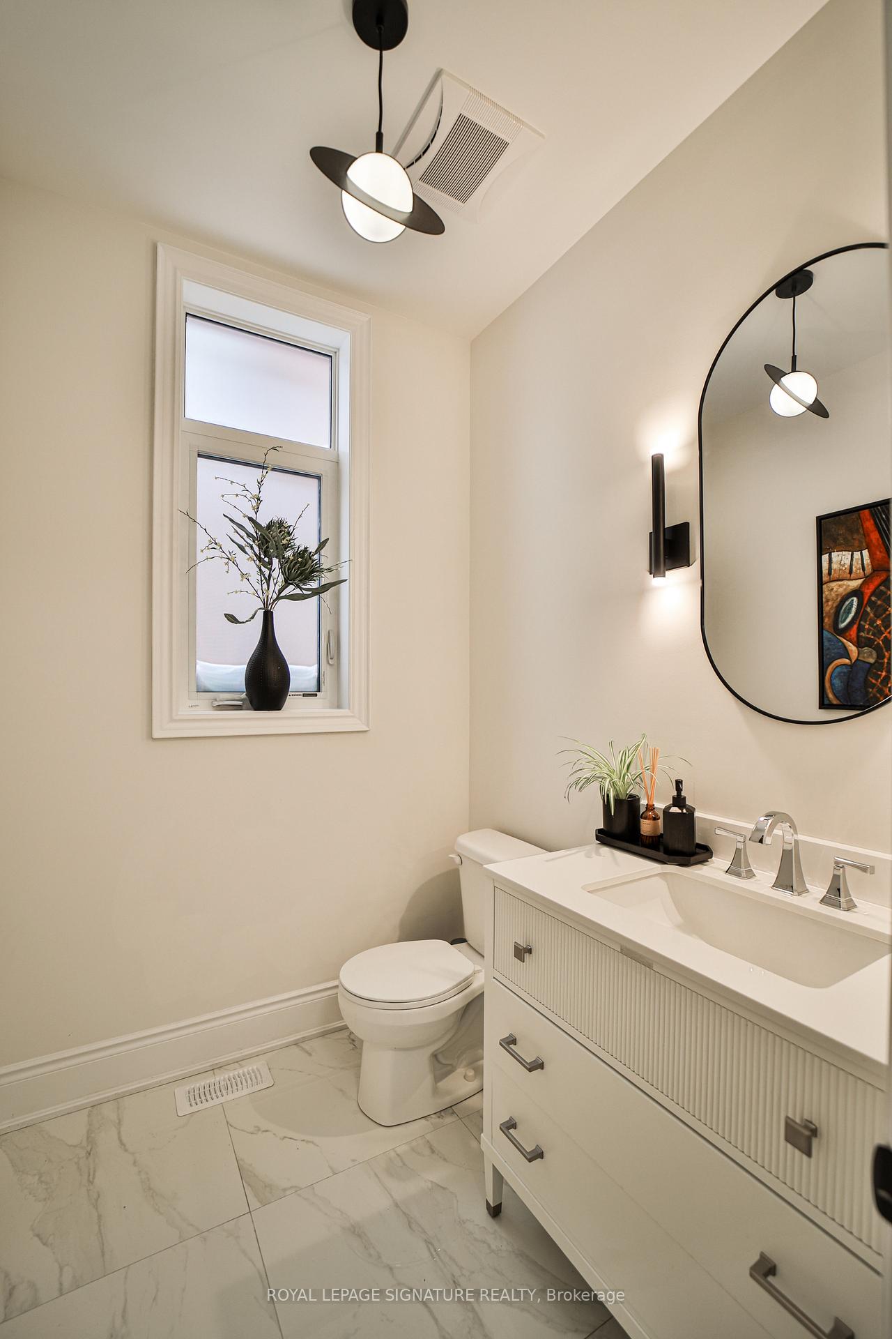 Photo 13 of 27 Moreau Way, Springwater, Centre Vespra — HOMEH
