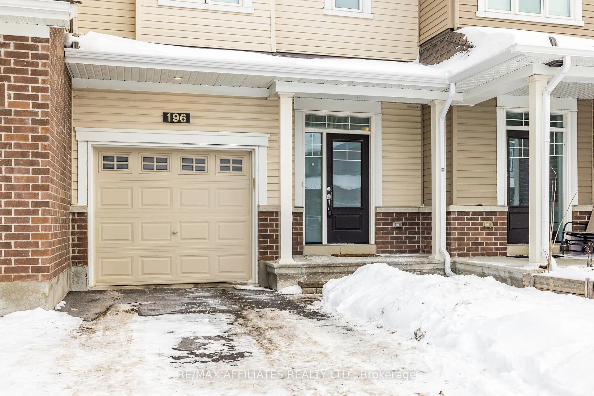 Photo 2 of 196 Bandelier Way, Ottawa, Stittsville (North) — HOMEH