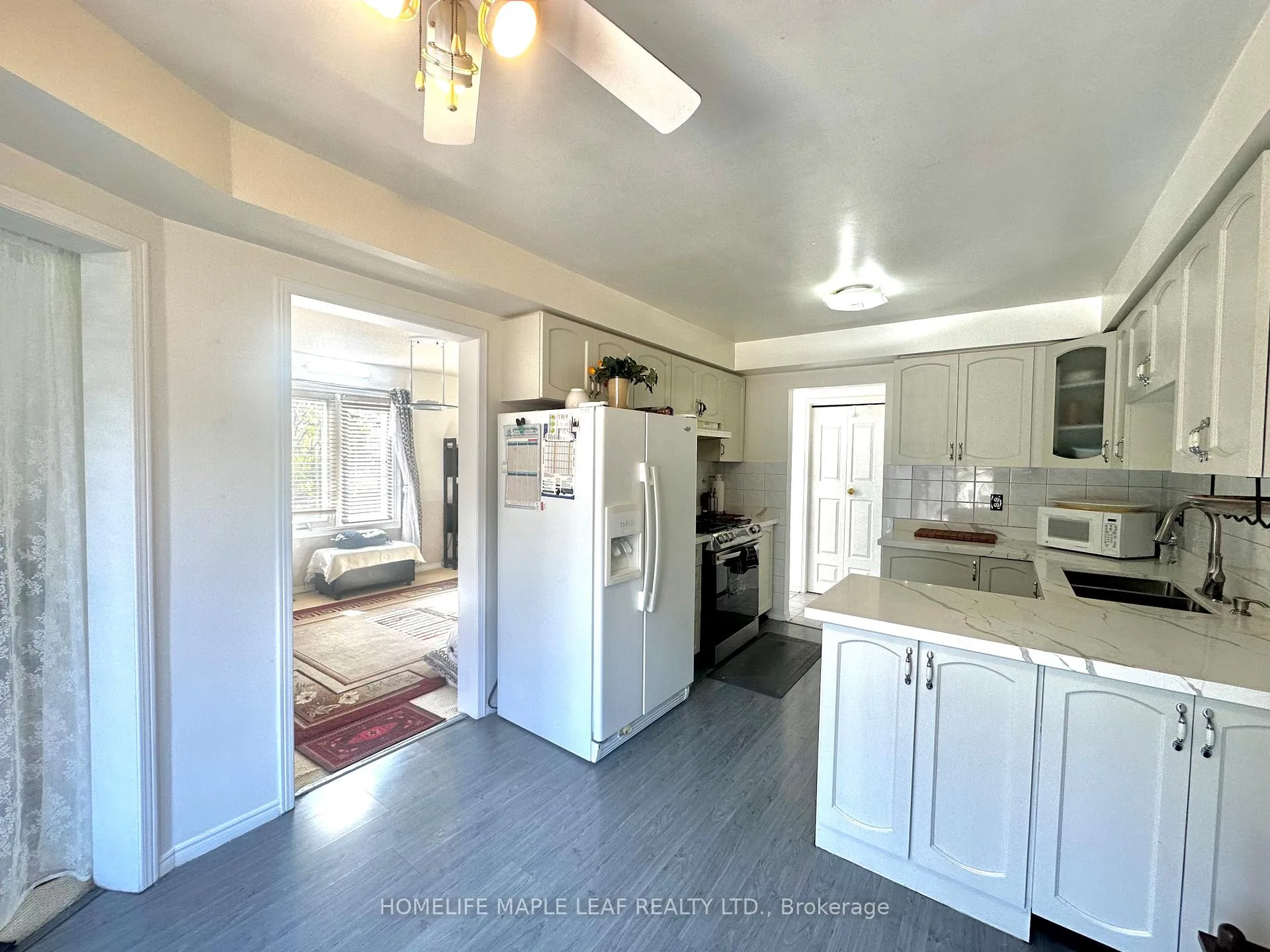 Photo 38 of 41 Woodstream Avenue E, Brampton, Sandringham-Wellington — HOMEH
