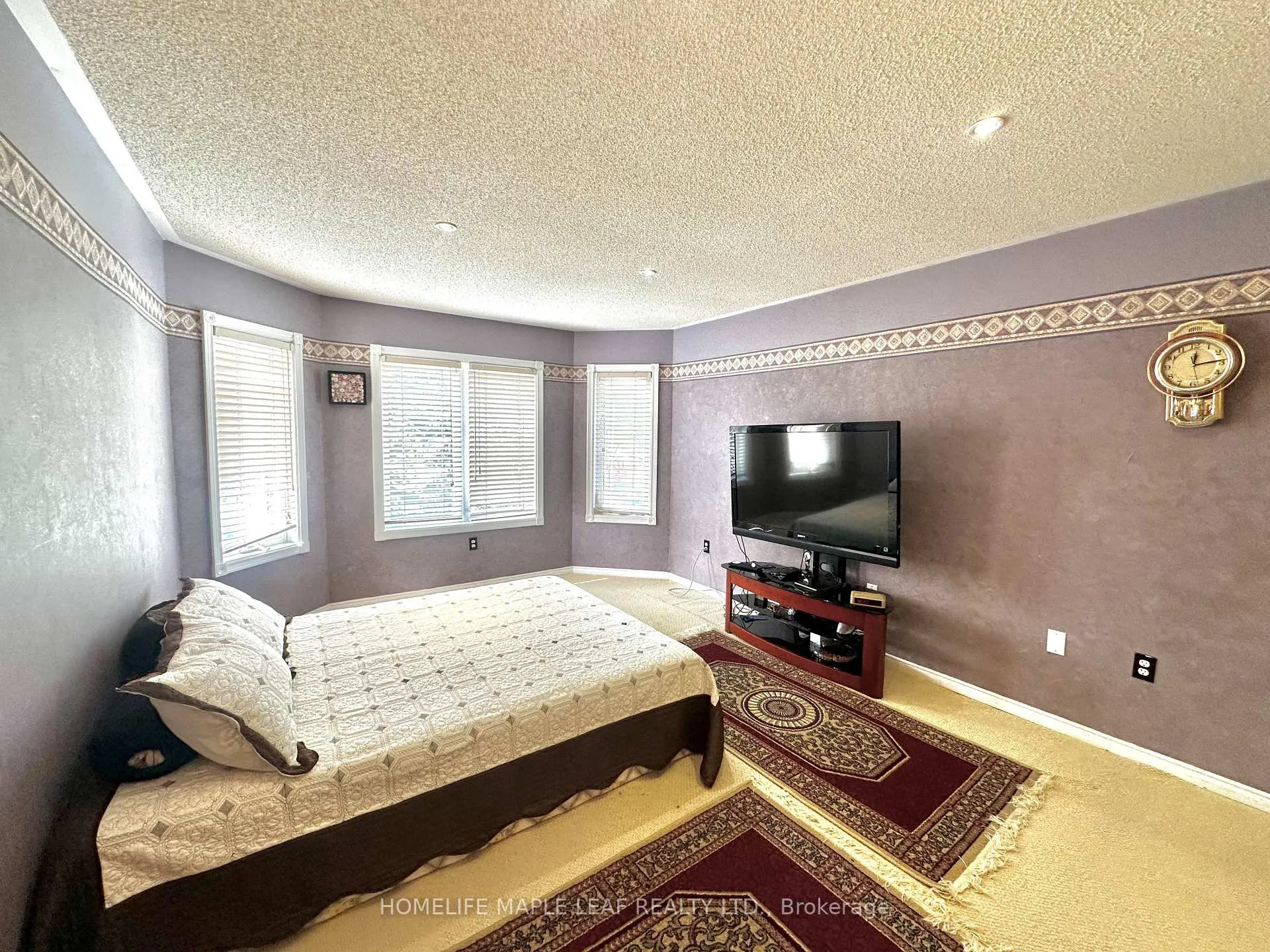 Photo 43 of 41 Woodstream Avenue E, Brampton, Sandringham-Wellington — HOMEH