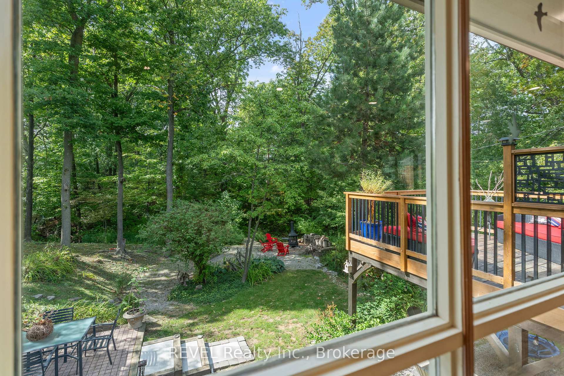 Photo 24 of 10 Woodington Crescent, St. Catharines, Glendale/Glenridge — HOMEH