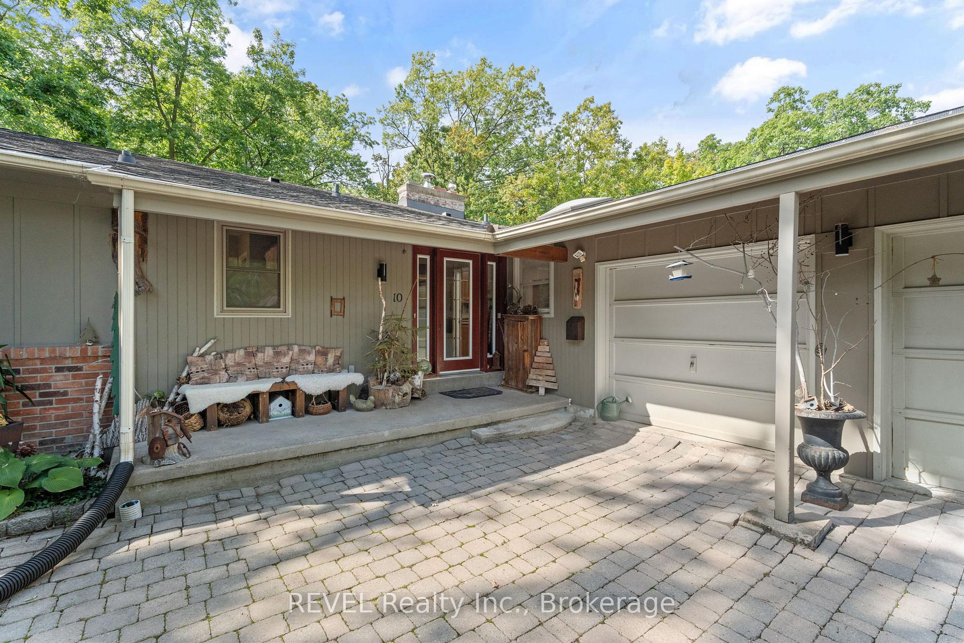 Photo 40 of 10 Woodington Crescent, St. Catharines, Glendale/Glenridge — HOMEH