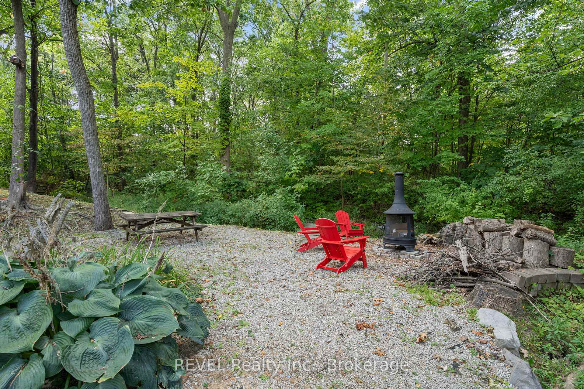 Photo 42 of 10 Woodington Crescent, St. Catharines, Glendale/Glenridge — HOMEH