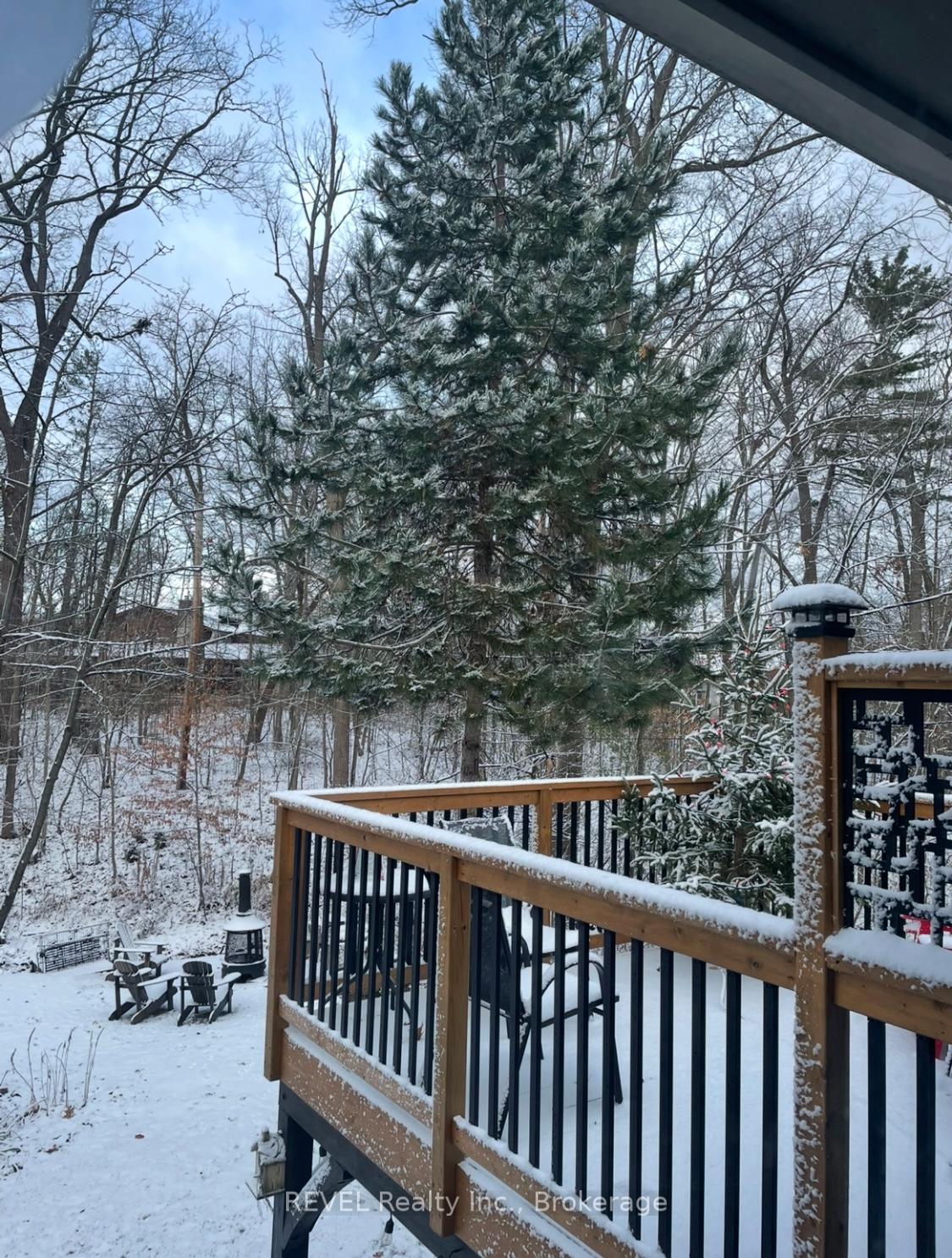 Photo 47 of 10 Woodington Crescent, St. Catharines, Glendale/Glenridge — HOMEH